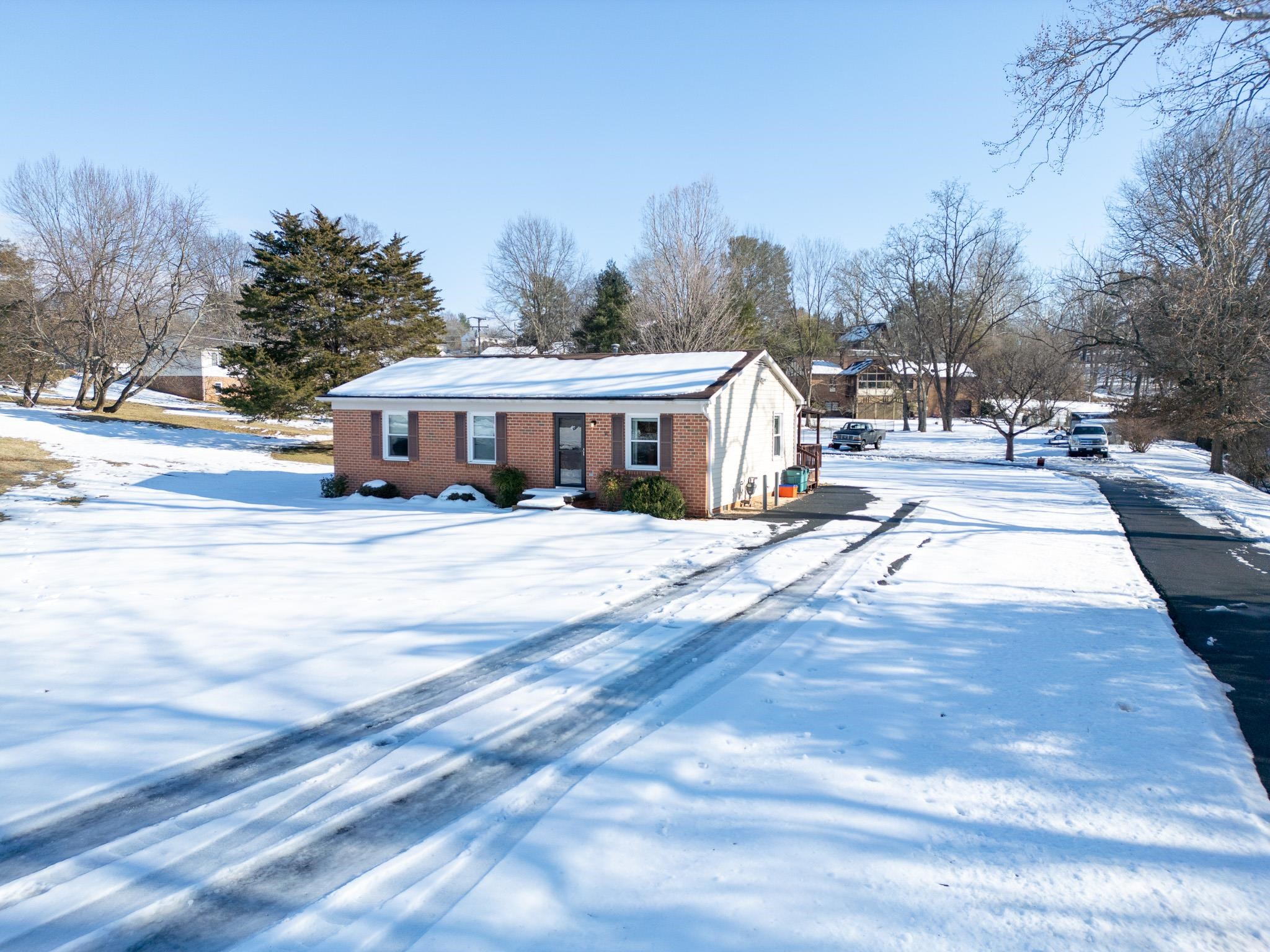 613 Ritchie Blvd