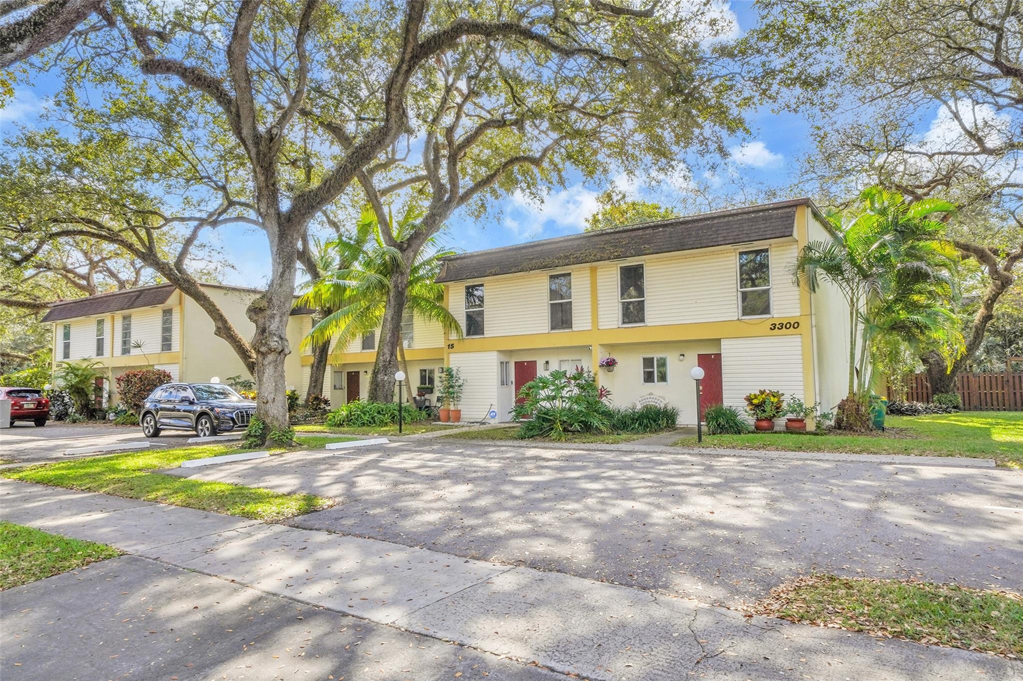 Homes for sale in Hollywood, FL | 3300 Atlanta St #15F, Hollywood, FL 33021 | MLS# F10485444