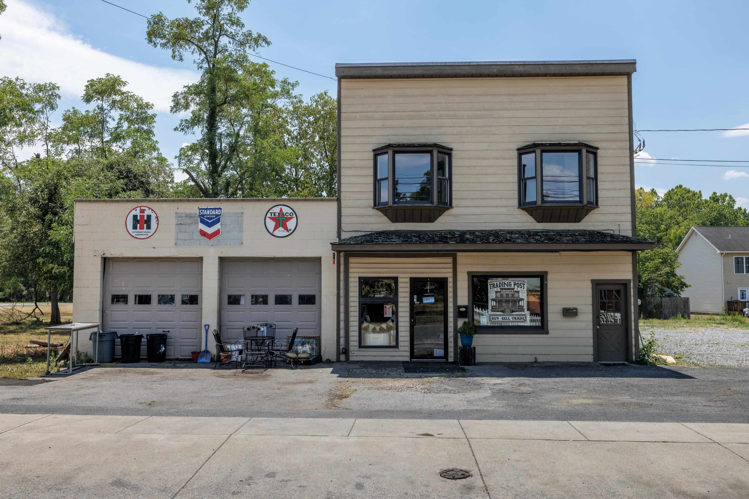 509 SPOTSWOOD TRL exterior