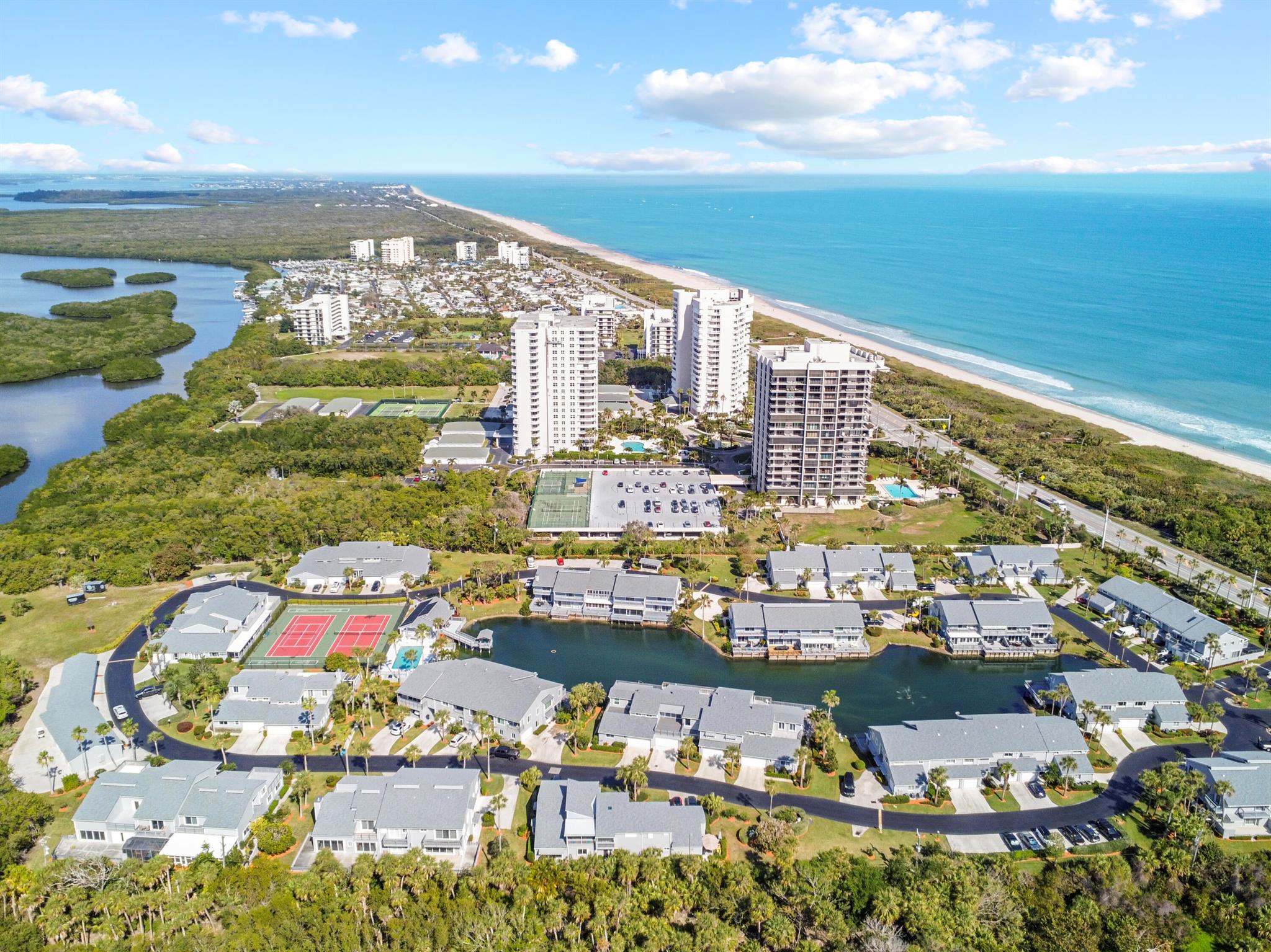 Breakers Landing, A Condo