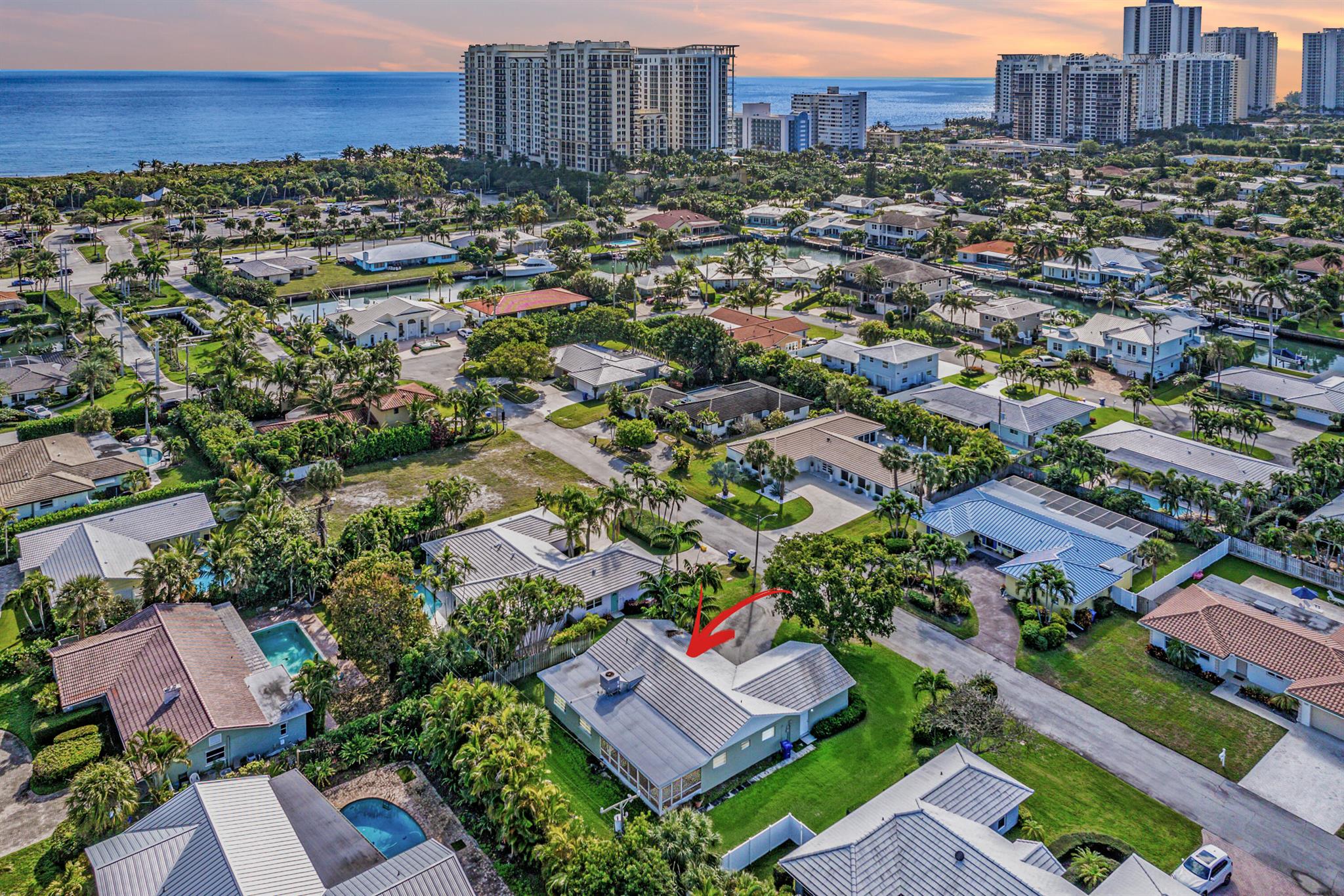 Homes for sale in Singer Island, FL | 1210 Dolphin Road, Singer Island, FL 33404 | MLS# R11060284