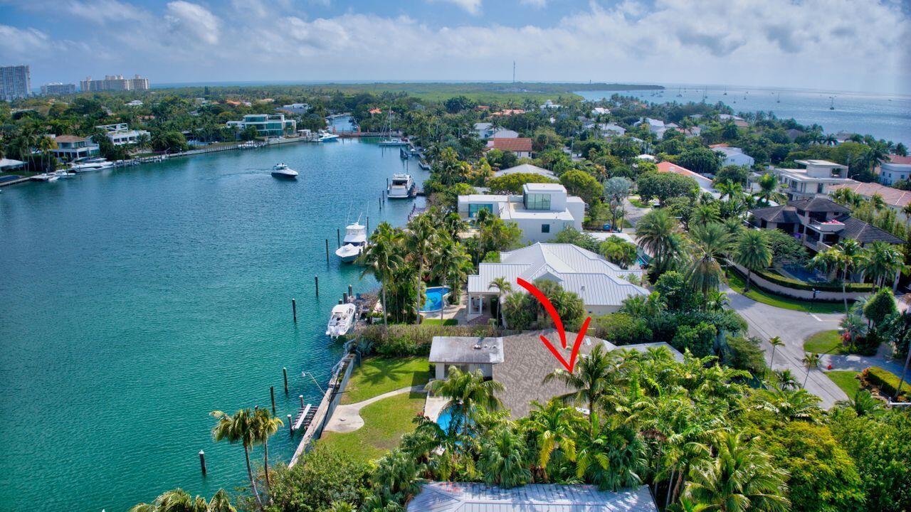 Homes for sale in Key Biscayne, FL | 631 N Mashta Dr, Key Biscayne, FL 33149 | MLS# R11060323