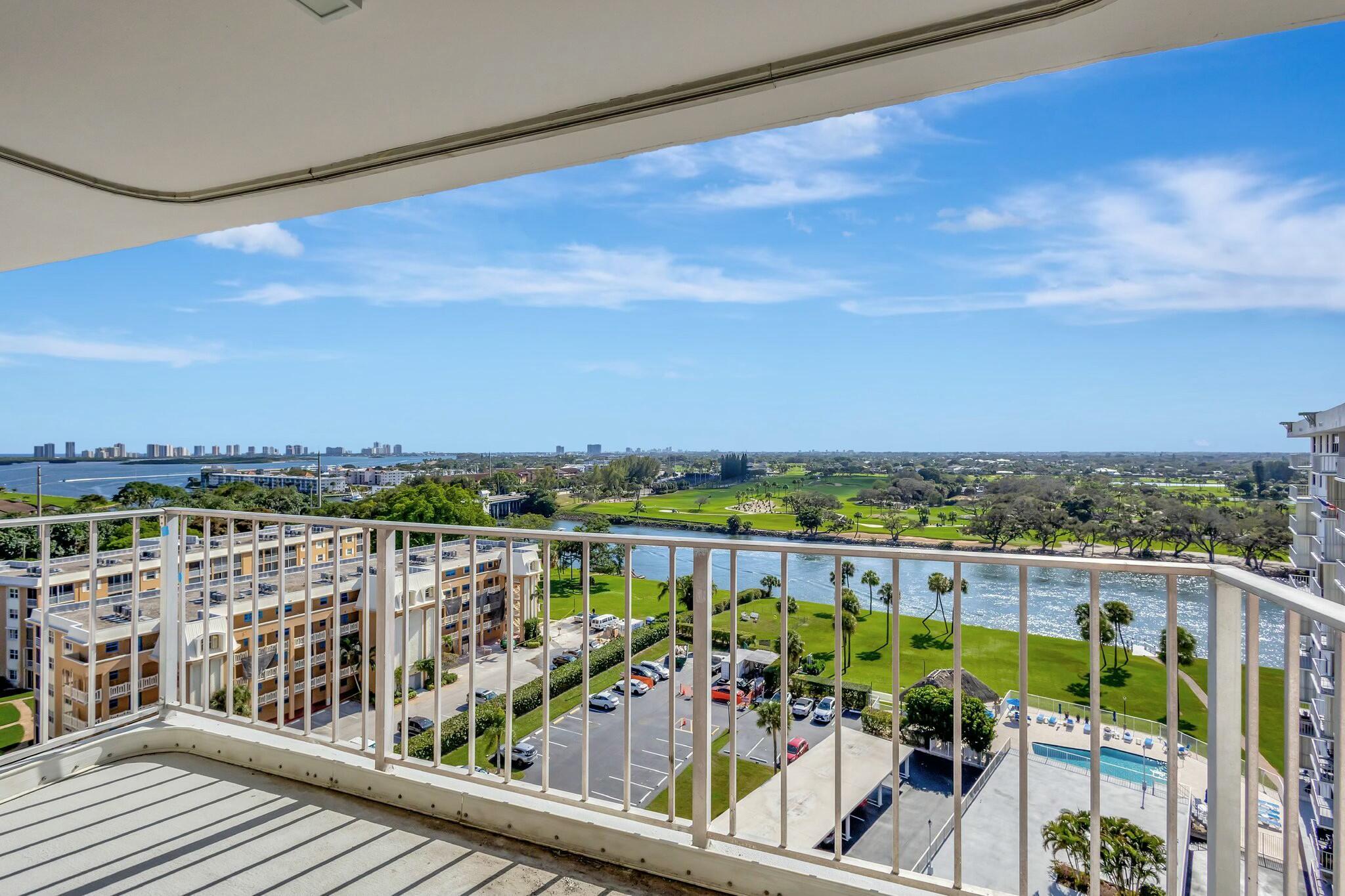 Homes for sale in North Palm Beach, FL | 336 Golfview Road #Ph 15, North Palm Beach, FL 33408 | MLS# R11060349