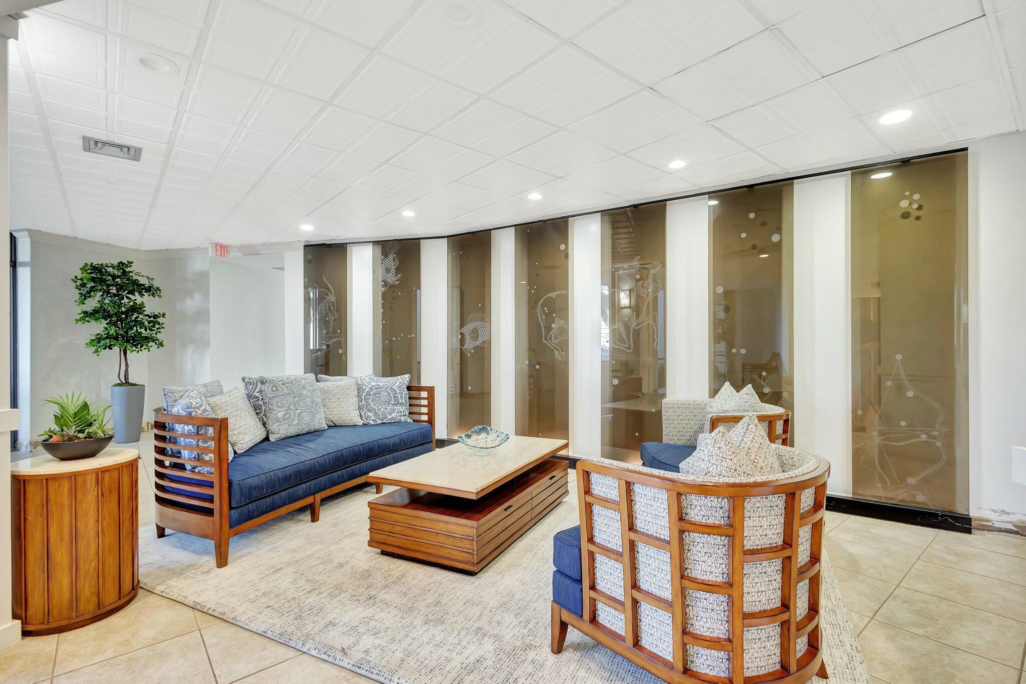 Homes for sale in North Palm Beach, FL | 336 Golfview Road #Ph 15, North Palm Beach, FL 33408 | MLS# R11060349