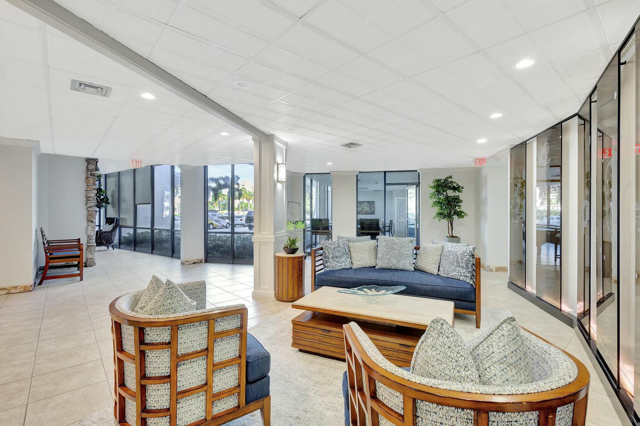 Homes for sale in North Palm Beach, FL | 336 Golfview Road #Ph 15, North Palm Beach, FL 33408 | MLS# R11060349