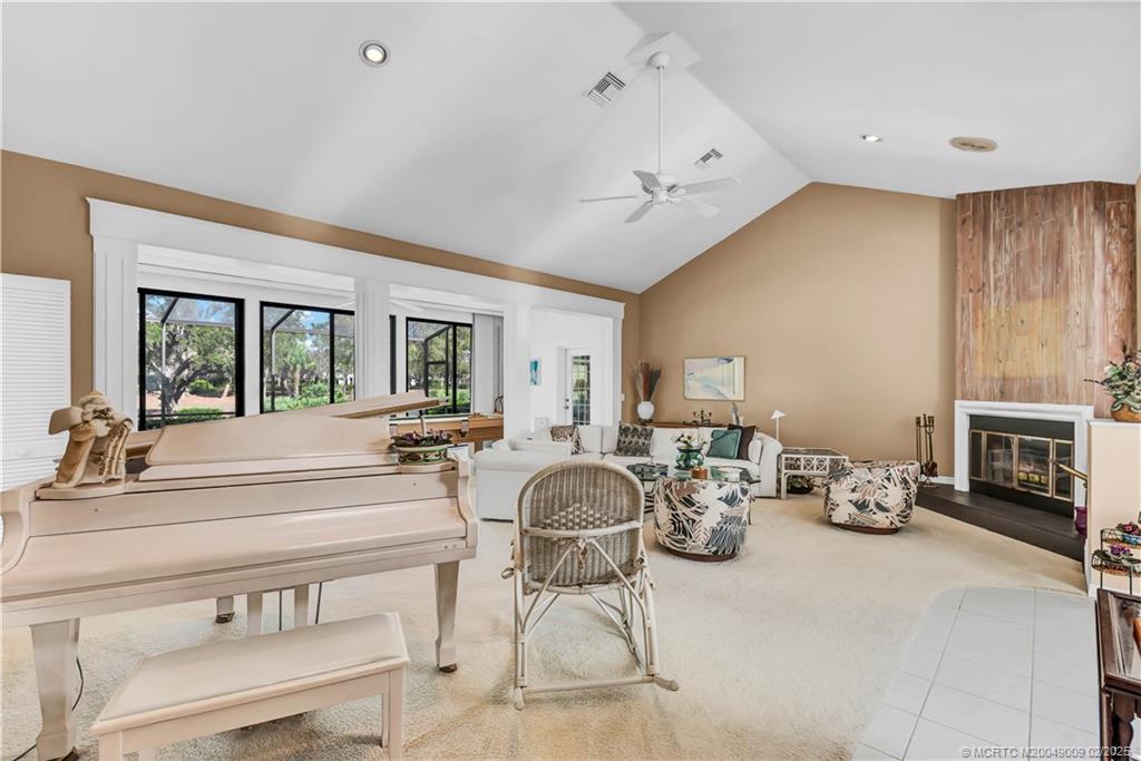 MLS# M20049009 Property Photo