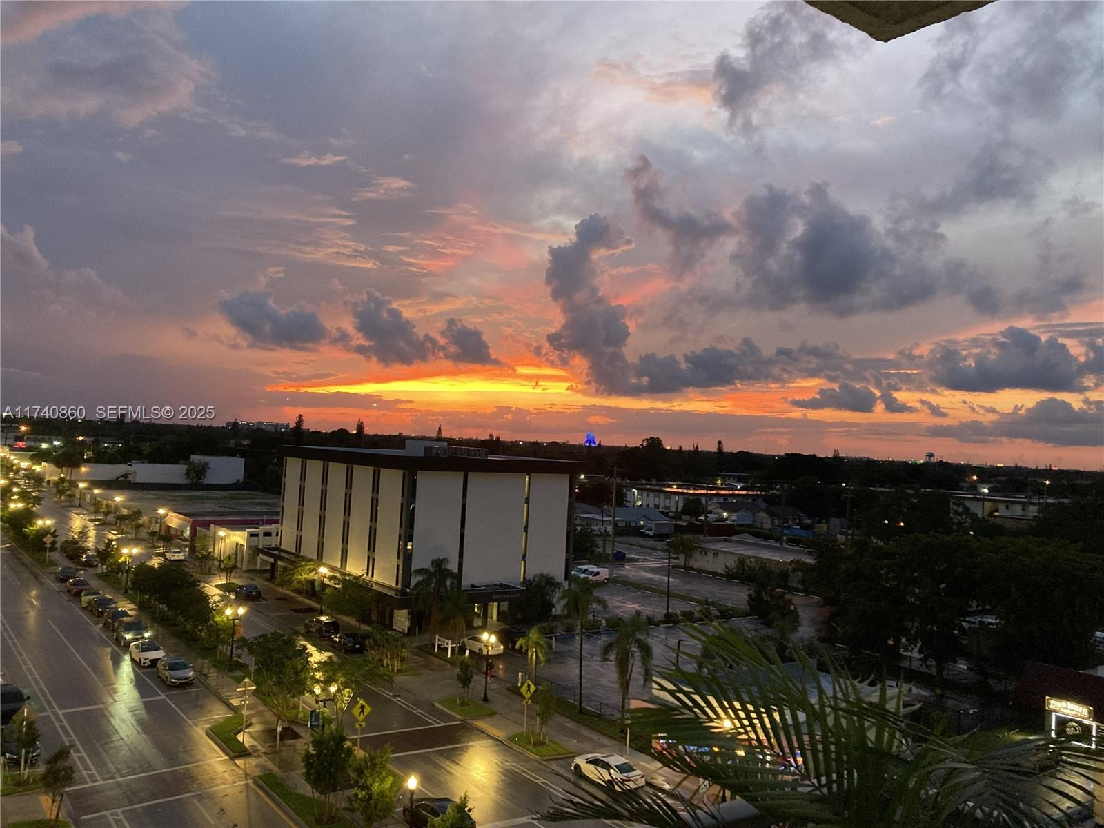 Homes for sale in Hollywood, FL | 140 S Dixie Hwy #501, Hollywood, FL 33020 | MLS# A11740860