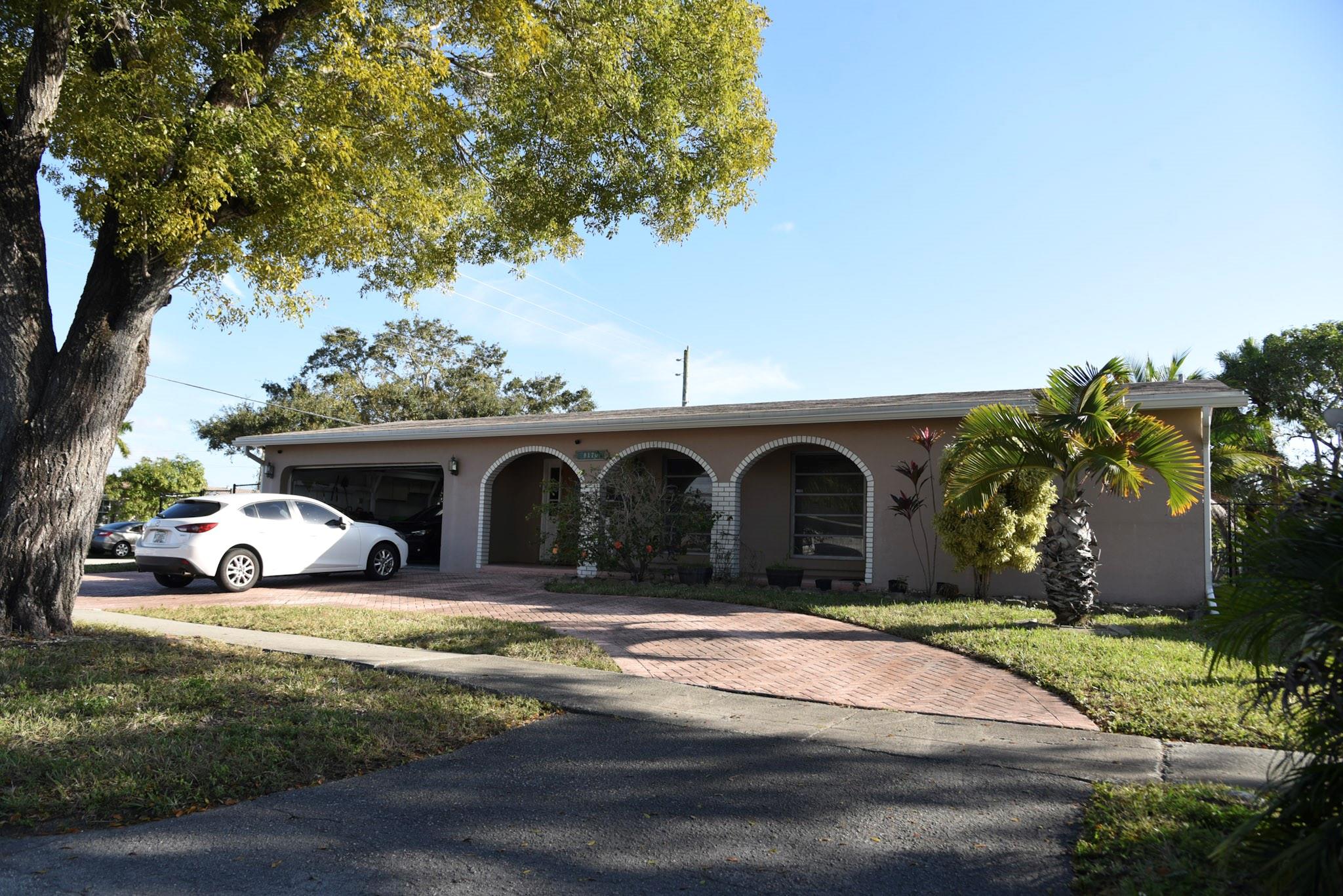 9170 Nw 21ST MNR Sunrise FL 33322 | F10485986