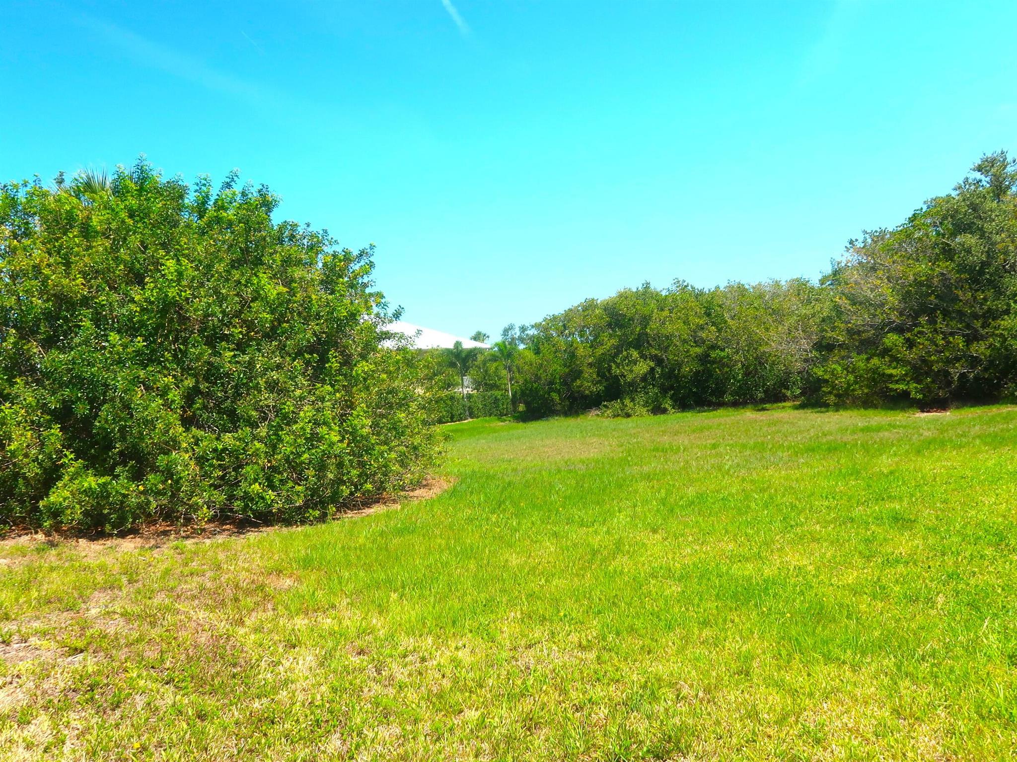 Homes for sale in Vero Beach, FL | 1880 Bayview Court, Vero Beach, FL 32963 | MLS# R11060876