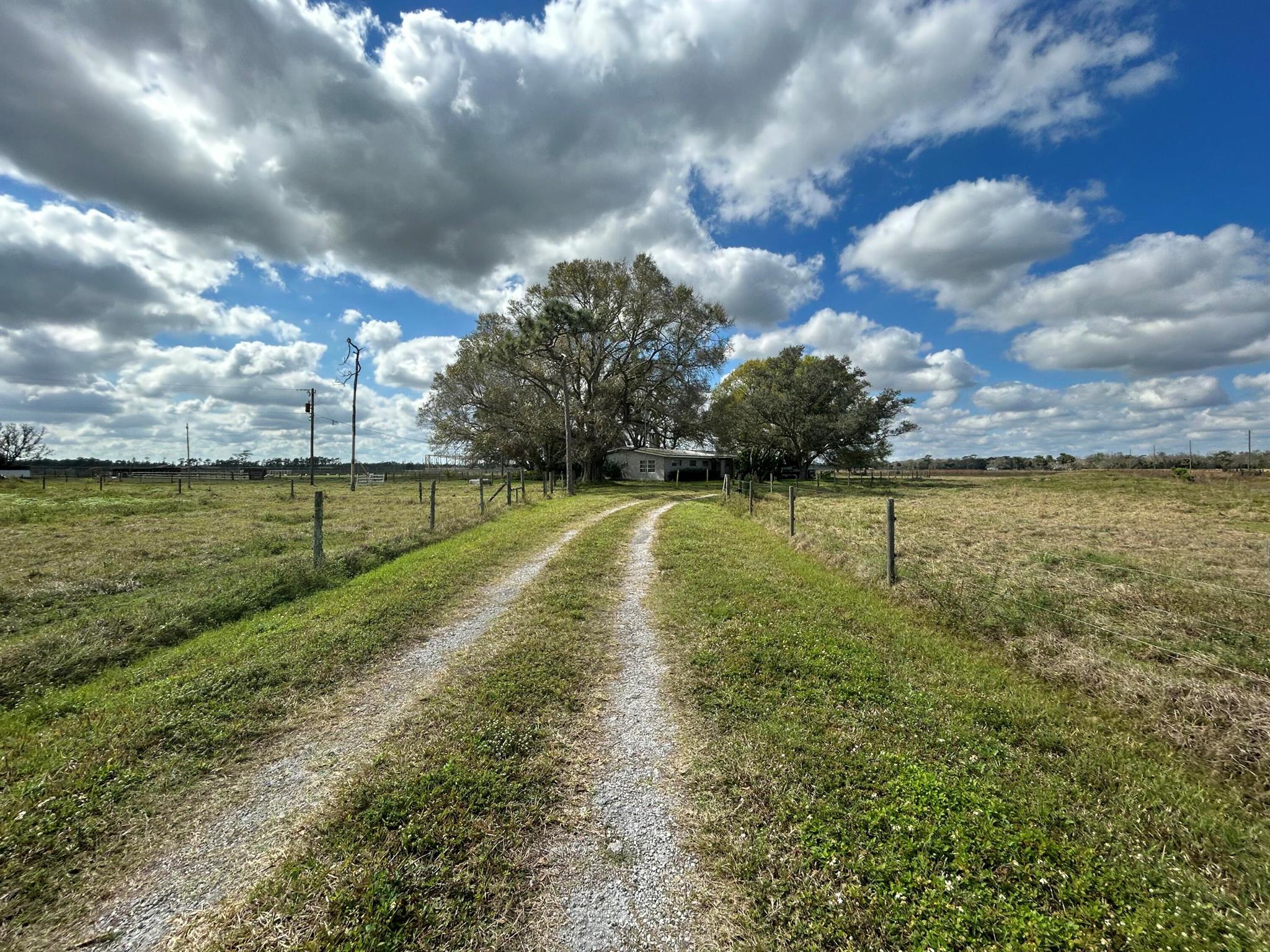 Homes for sale in Okeechobee, FL | 600 Nw 344th Street, Okeechobee, FL 34972 | MLS# R11061141