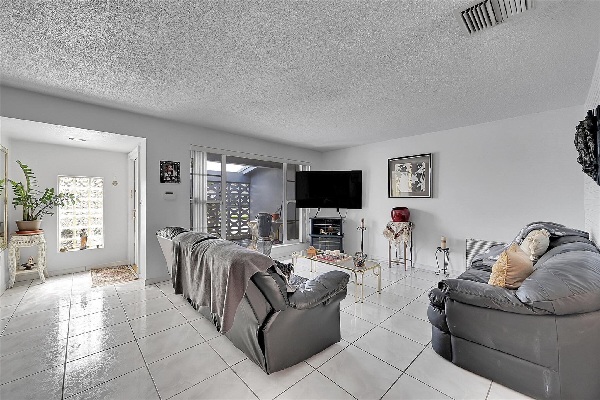 Family room and entrance to the inside.