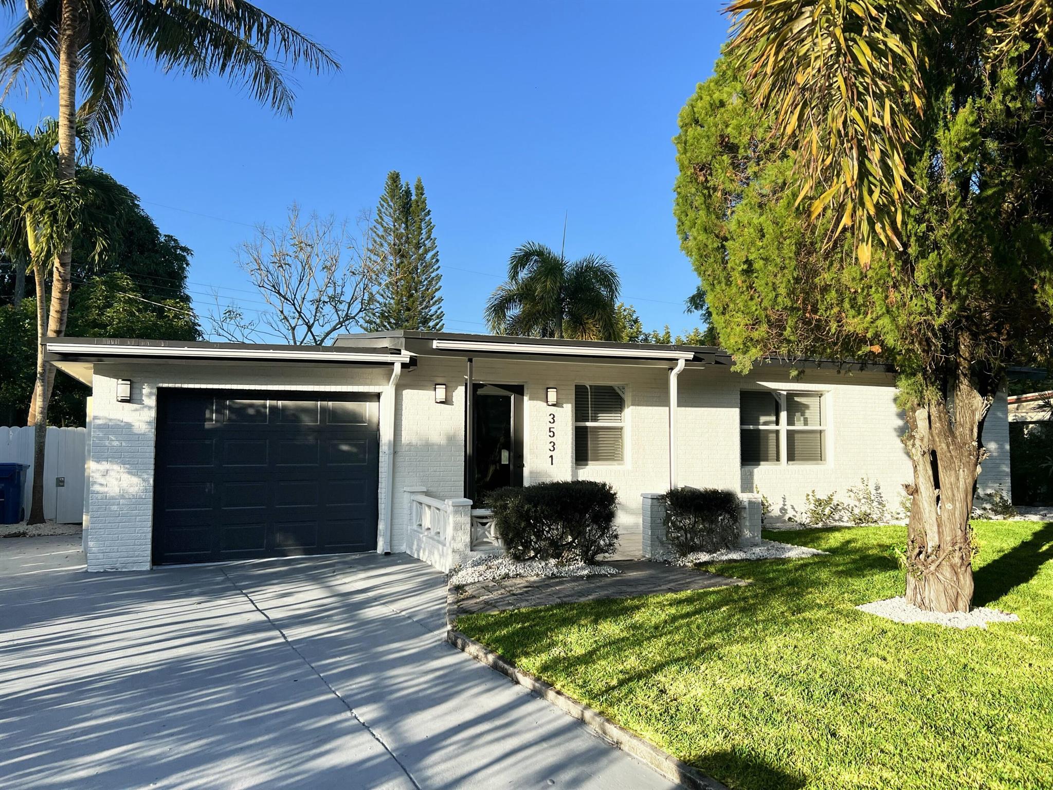 3531 Nw 1st Court Lauderhill FL 33311 | R11061440