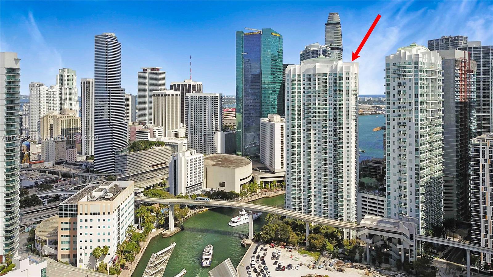 Apartamento à Venda em Miami, FL