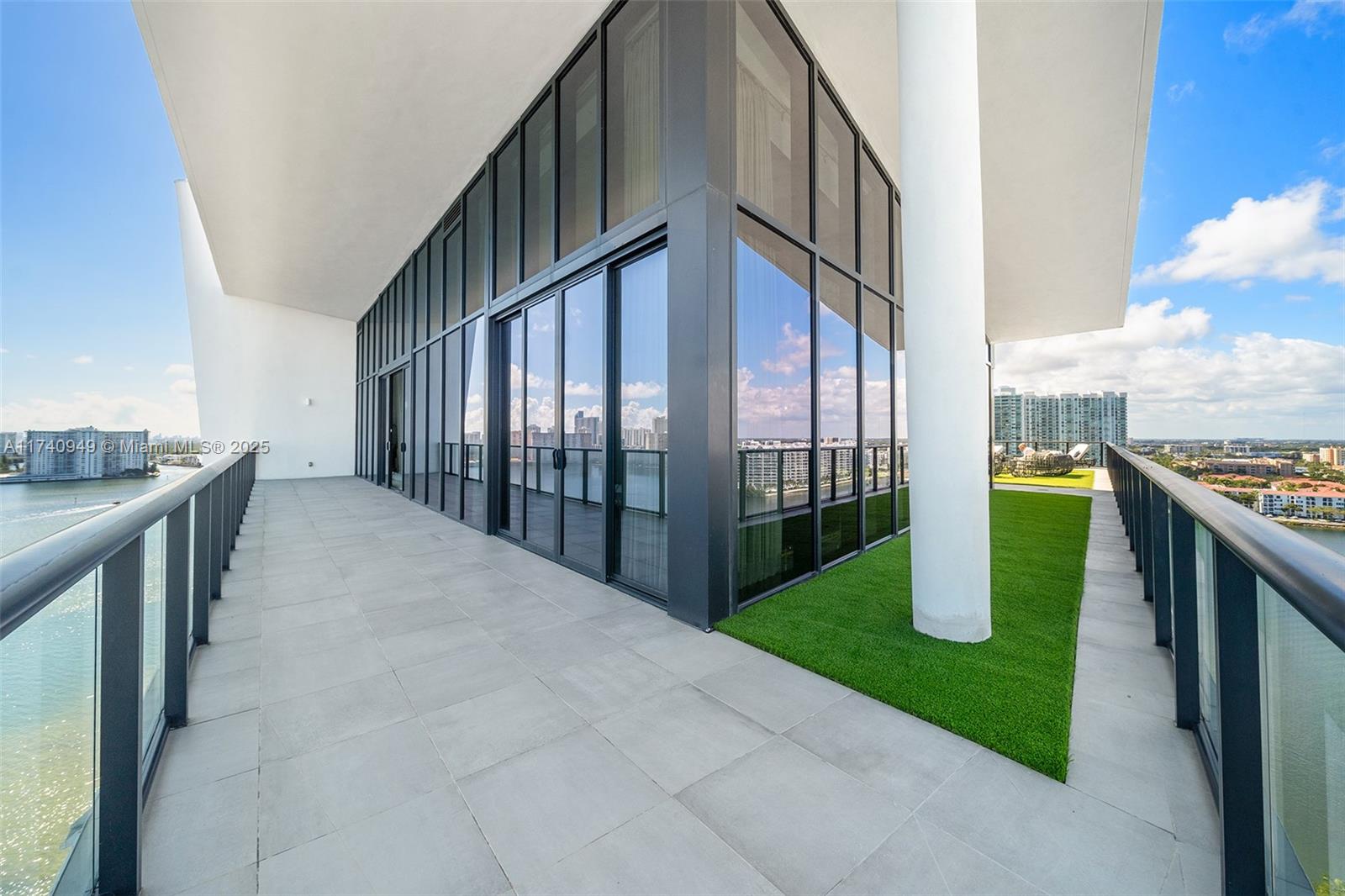 5000 Island Estates Dr #PH1508, Aventura FL 33160