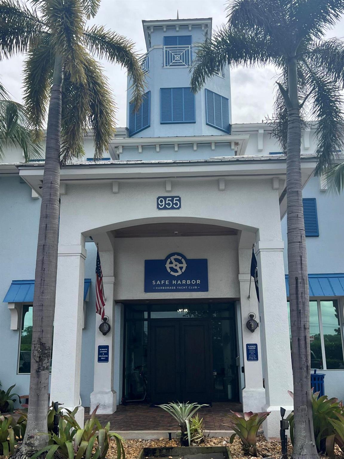 Harborage Yacht Condo