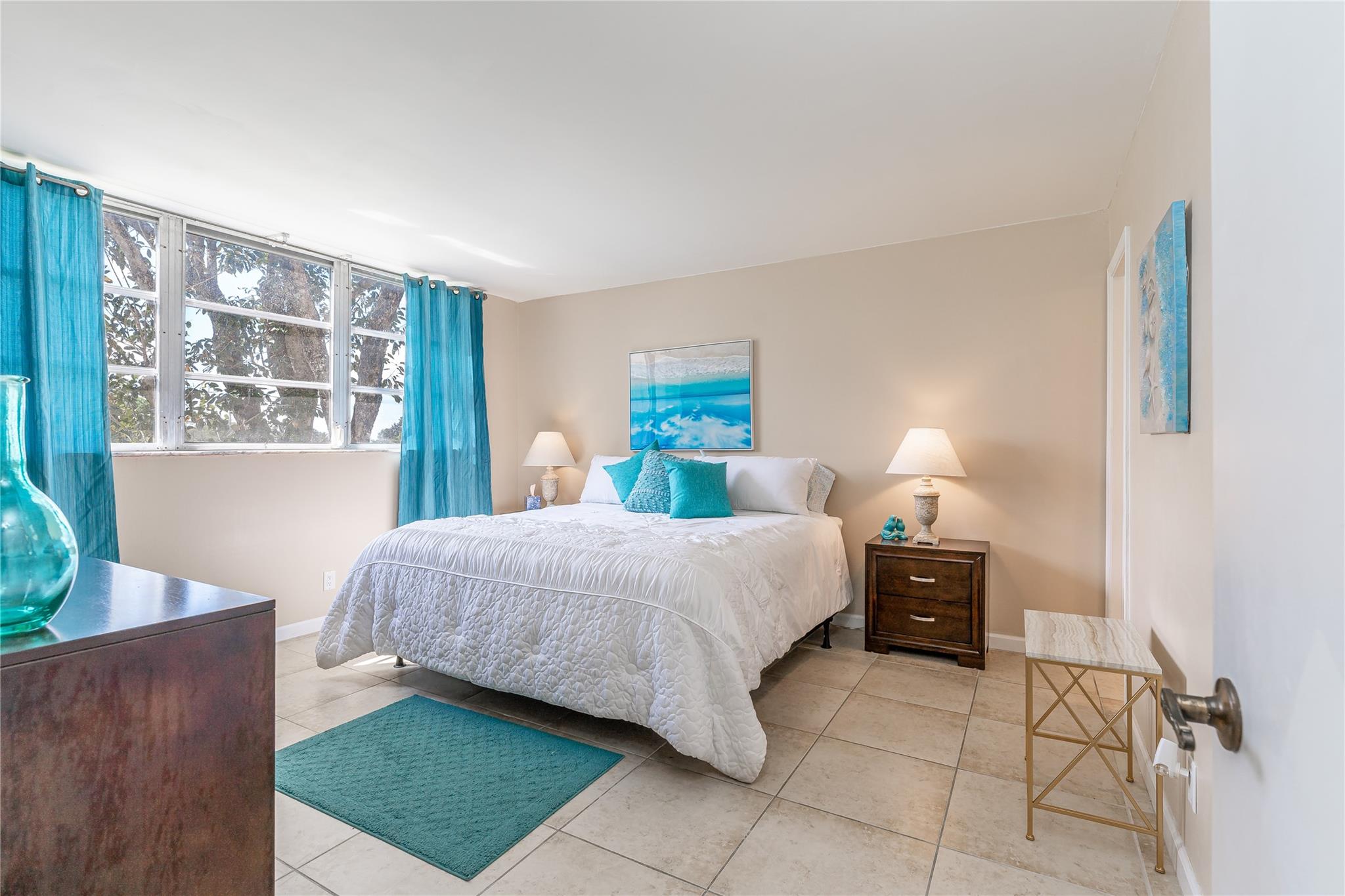 Homes for sale in Pembroke Pines, FL | 411 S Hollybrook Dr #203, Pembroke Pines, FL 33025 | MLS# F10484912