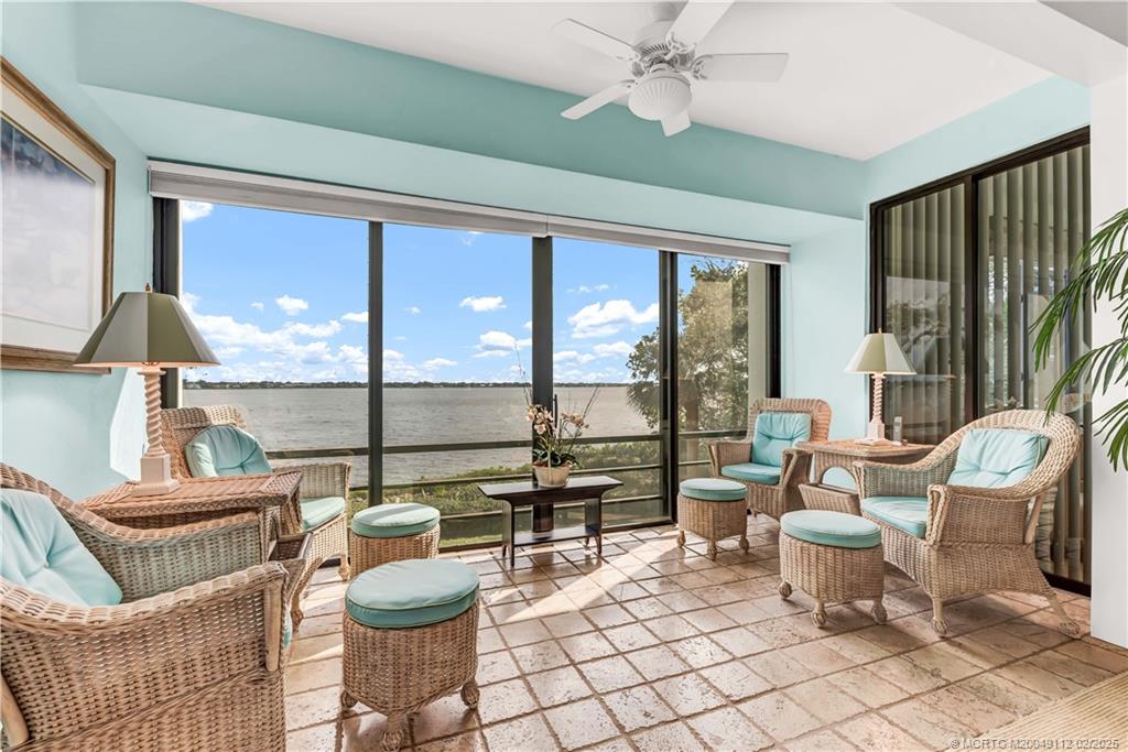 MLS# M20049112 Property Photo