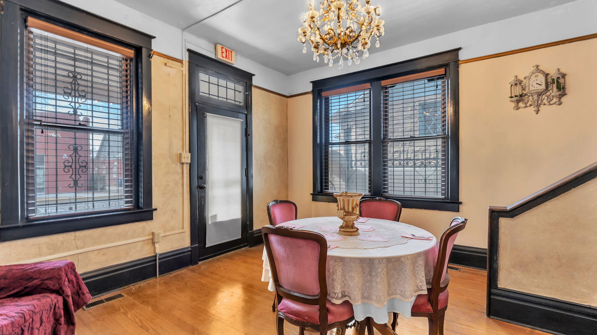 Homes for sale in Albuquerque, NM | 415 Coal Ave Sw, Albuquerque, NM 87102 | MLS# 1078314