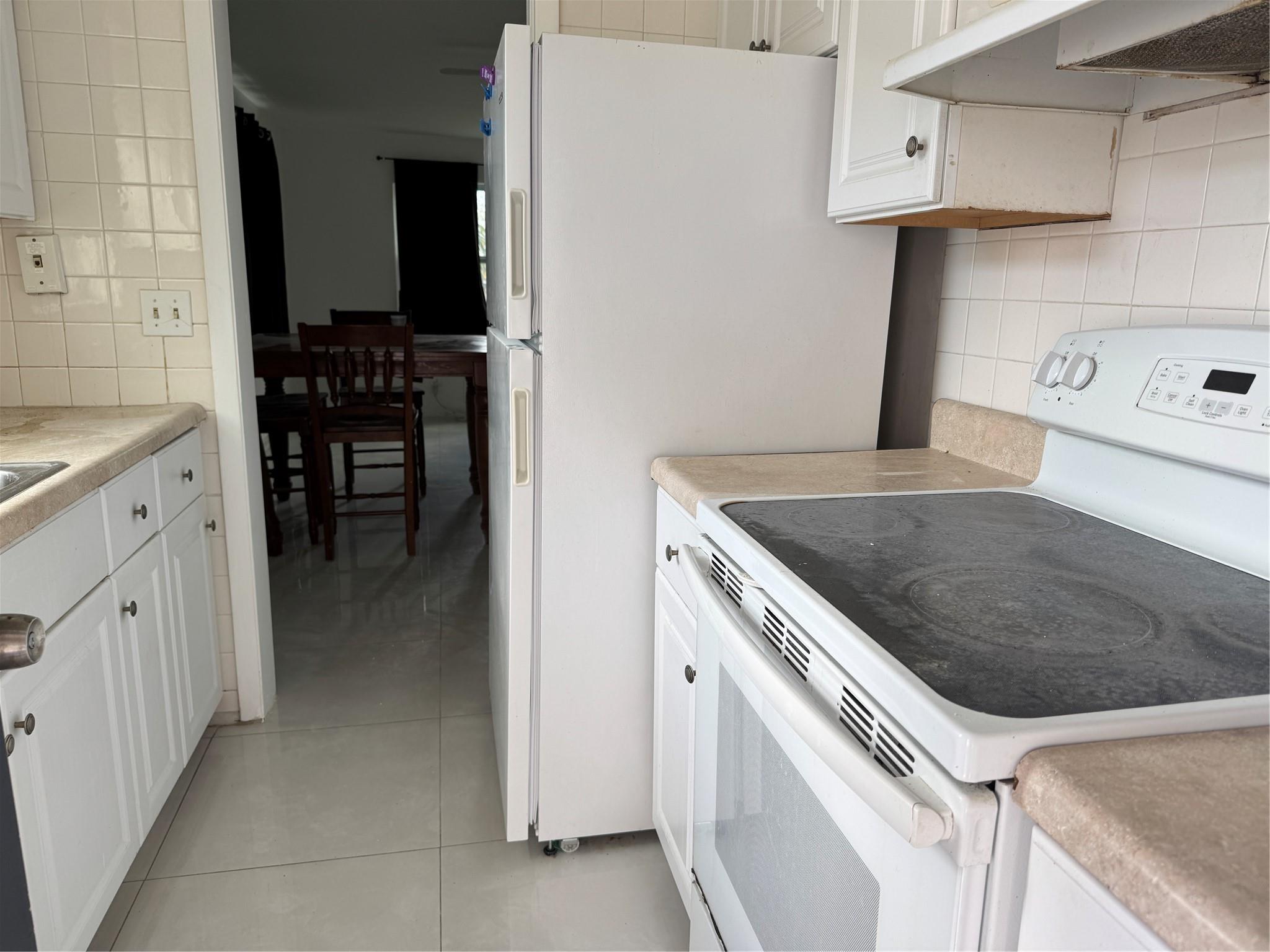 Homes for sale in Pompano Beach, FL | 1150 E Sample Rd #102, Pompano Beach, FL 33064 | MLS# F10487089