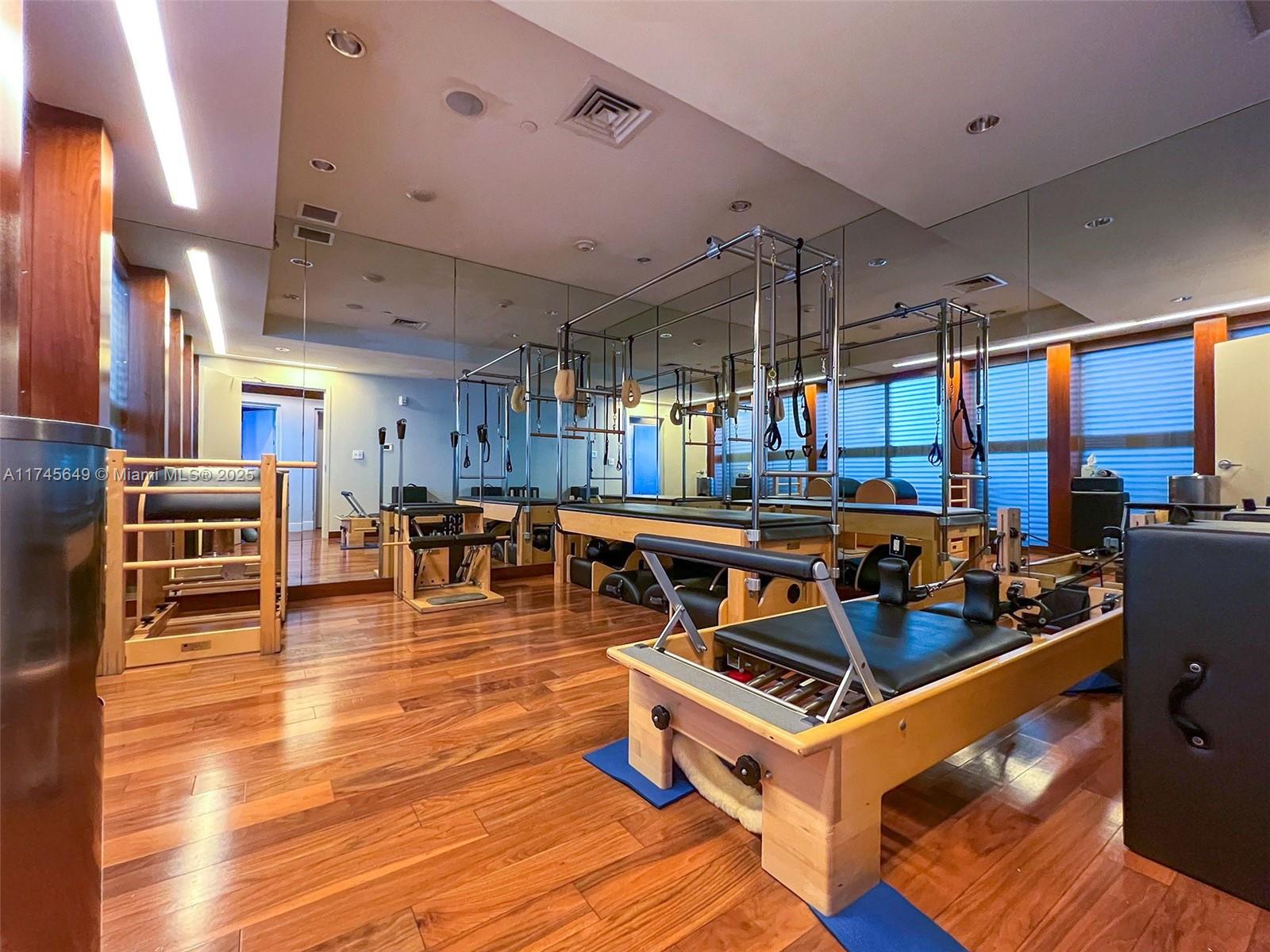 6801 Collins Ave #1206, Miami Beach FL 33141