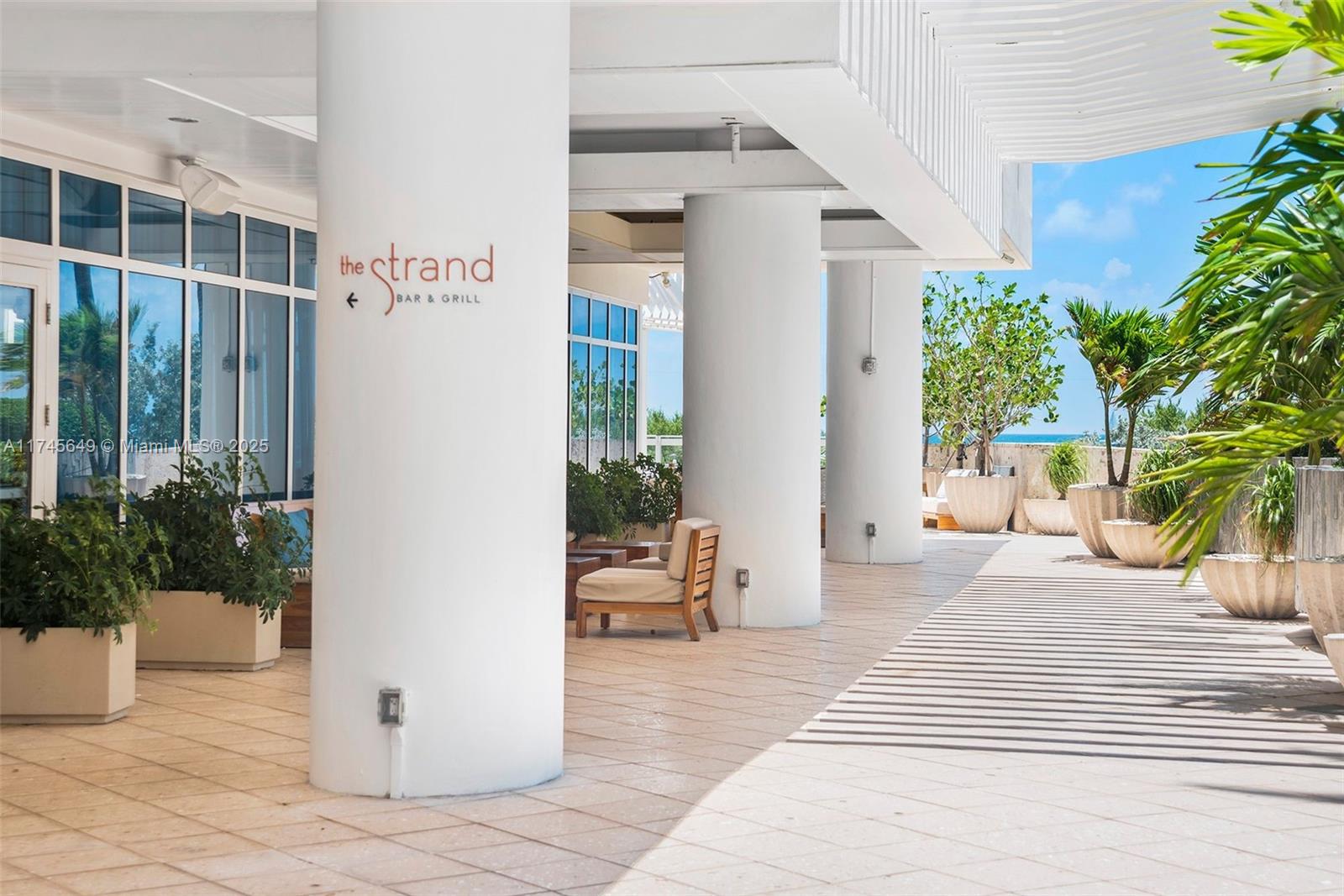 6801 Collins Ave #1206, Miami Beach FL 33141