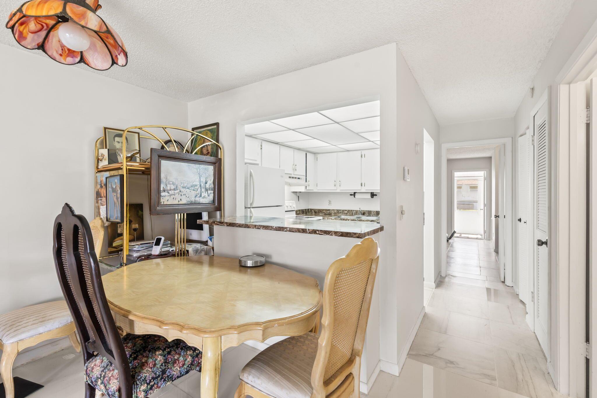 Homes for sale in Fort Pierce, FL | 122 Lakes End Dr #C, Fort Pierce, FL 34950 | MLS# R11062753