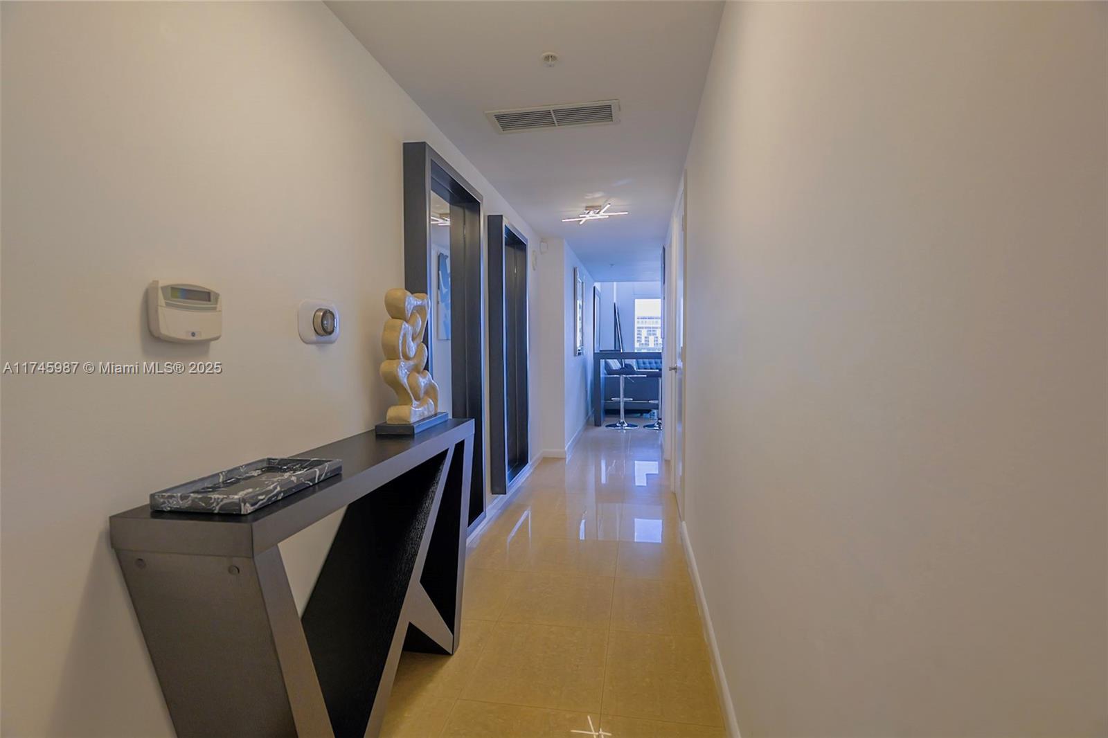 Brickell On The River S T