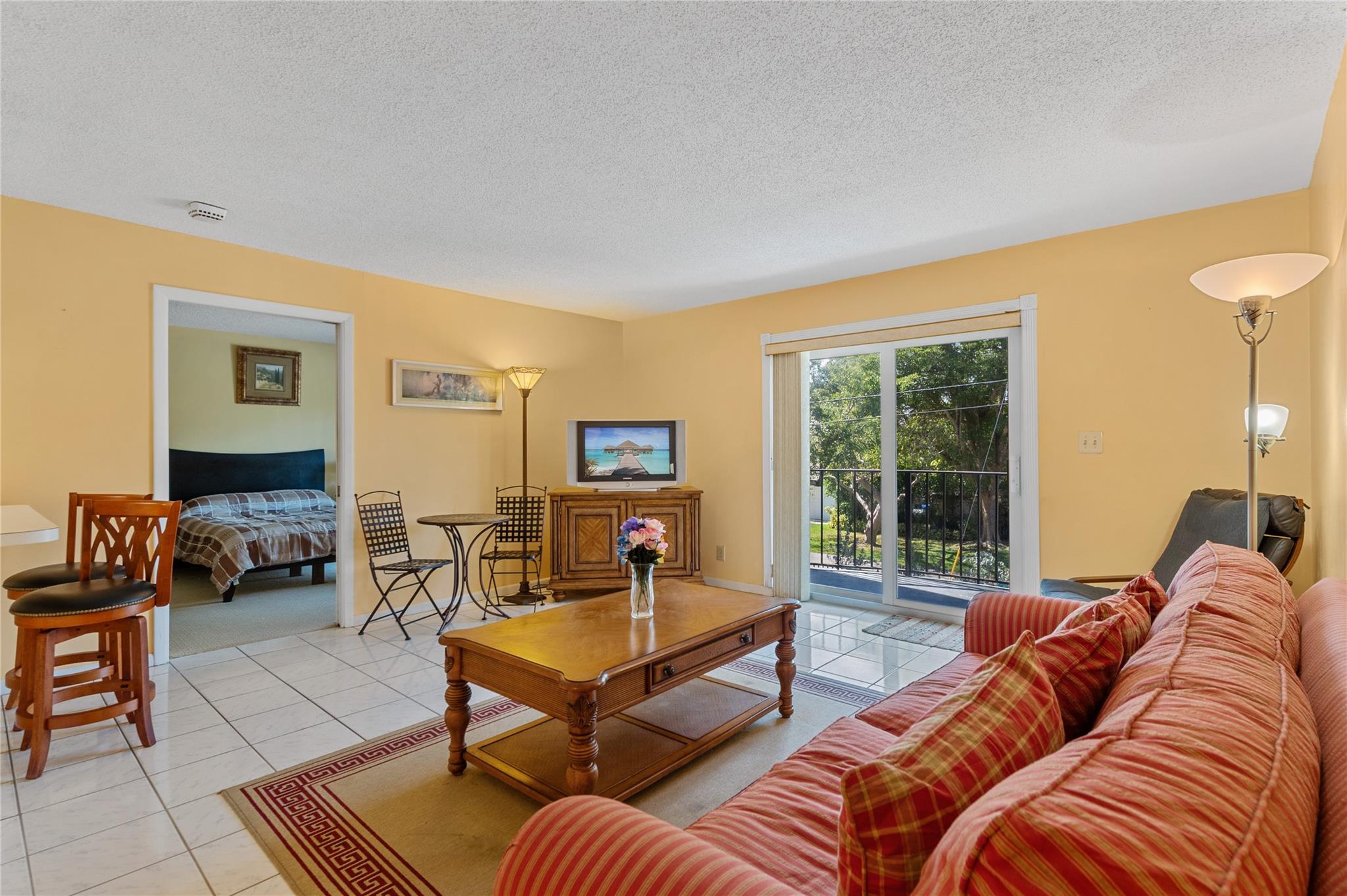 Top Of The Mile South