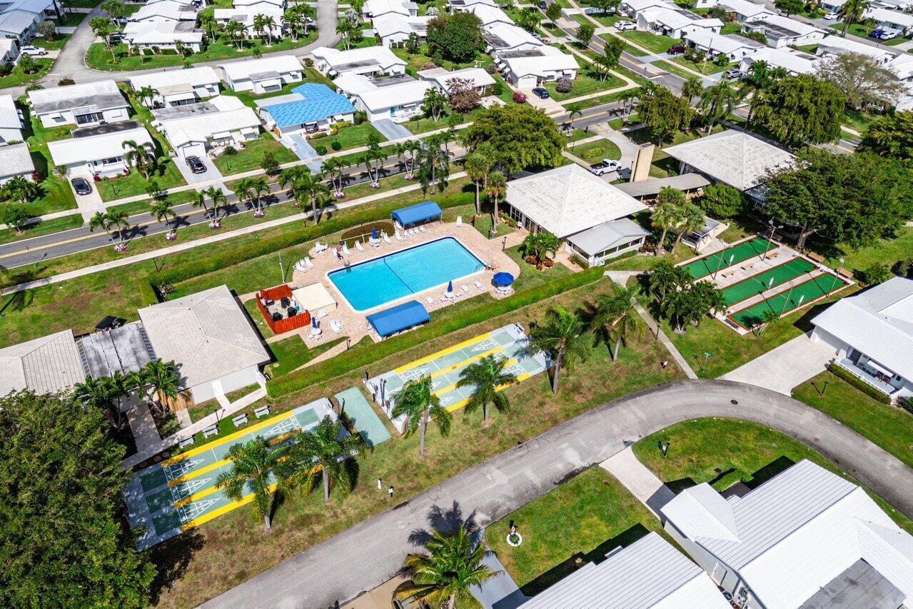 Homes for sale in Boynton Beach, FL | 1802 Sw 13th Avenue, Boynton Beach, FL 33426 | MLS# R11063019