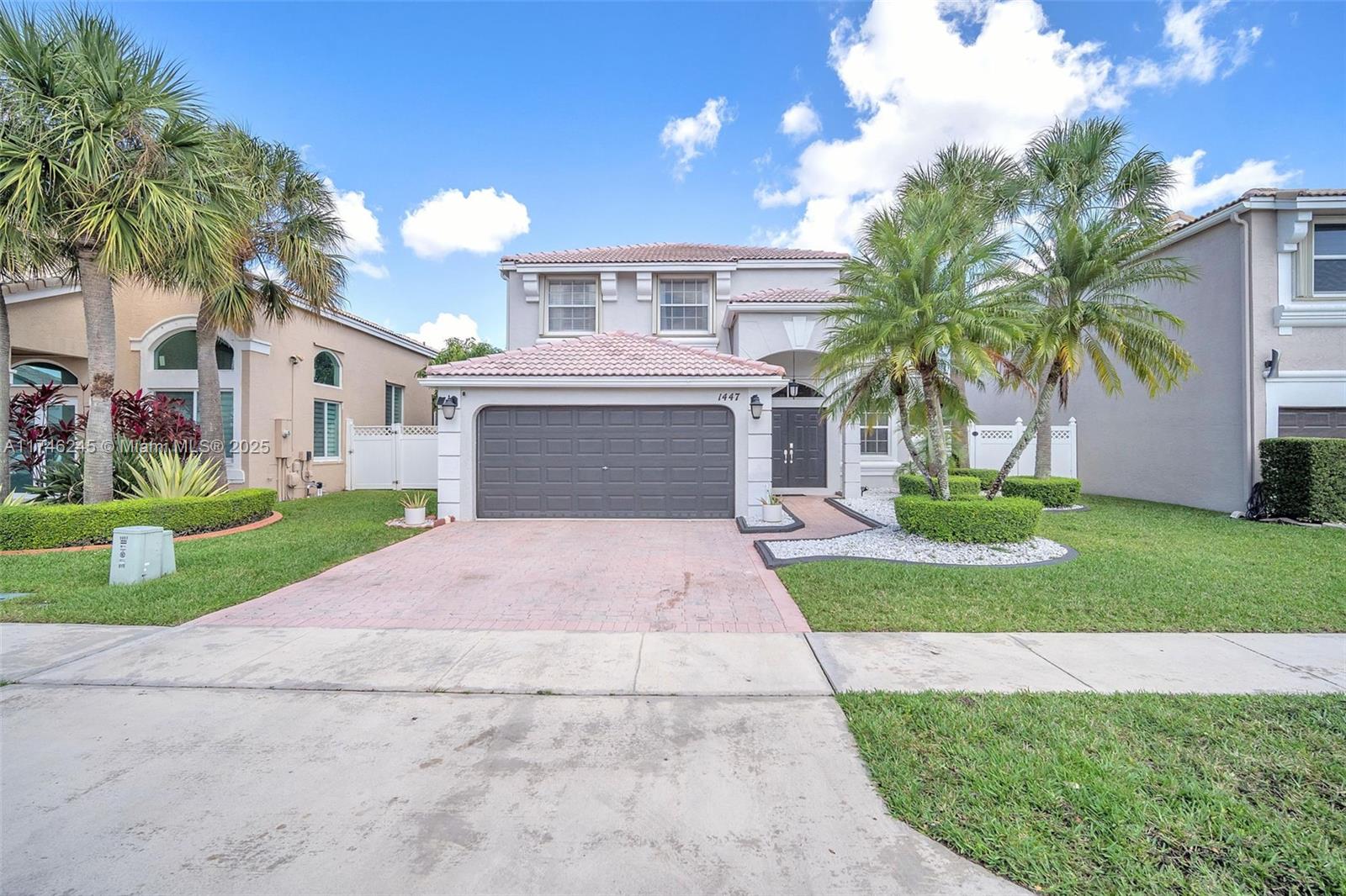 House for Sale in Pembroke Pines, FL
