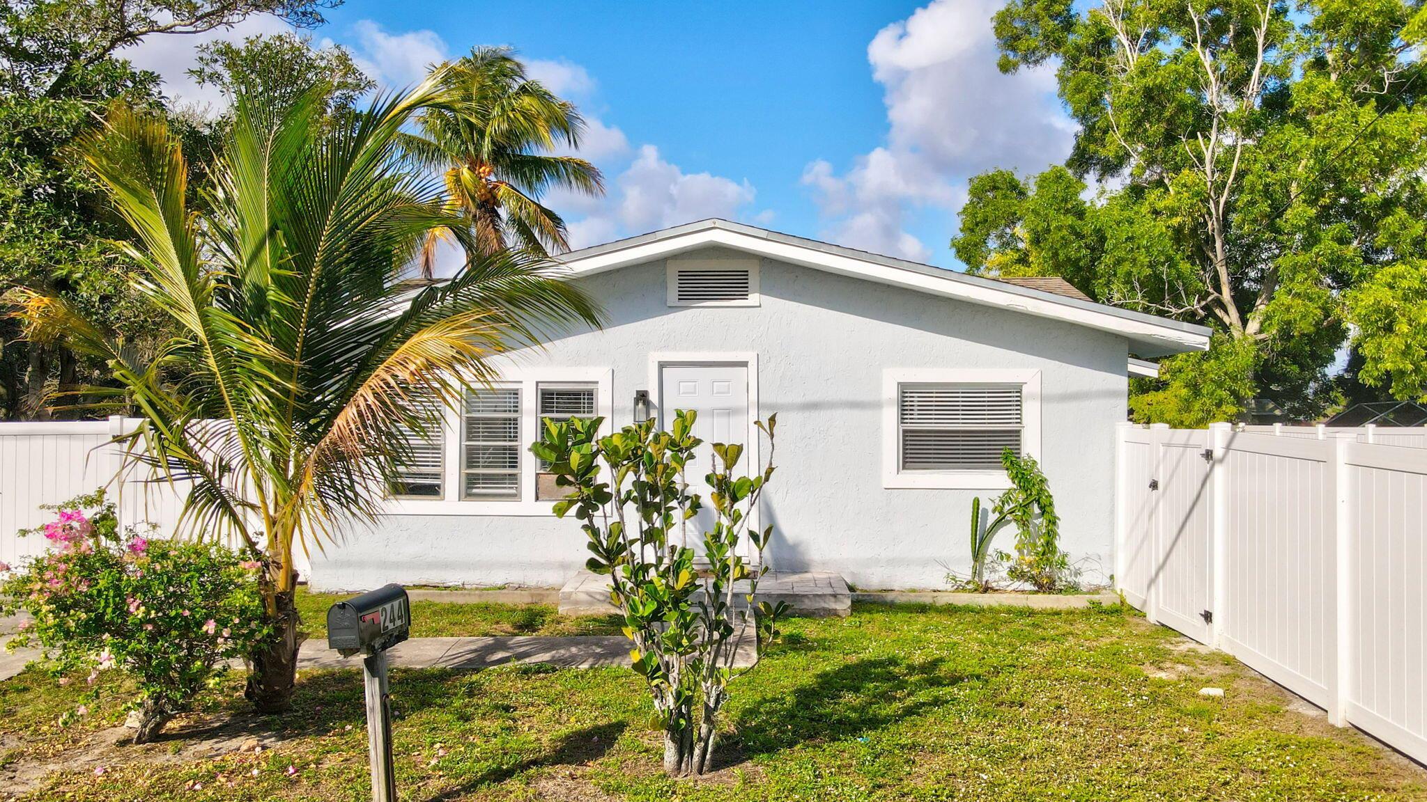 244 Sw 5th Avenue Delray Beach FL 33444 | R11063108