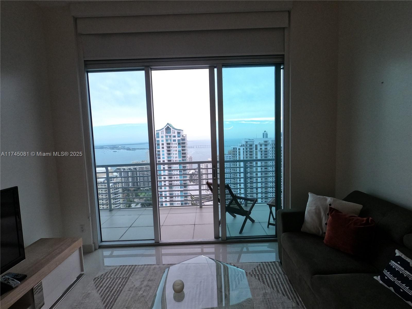325 S Biscayne Blvd #UPH 19, Miami FL 33131