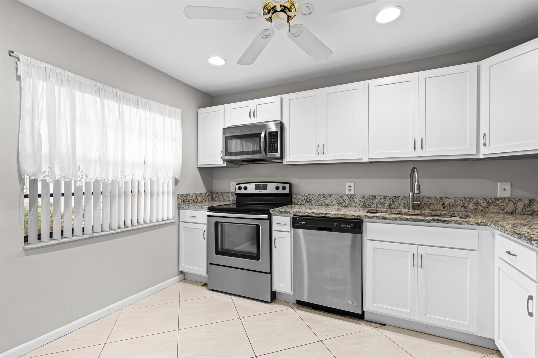 Pines Of Boca Lago Condo