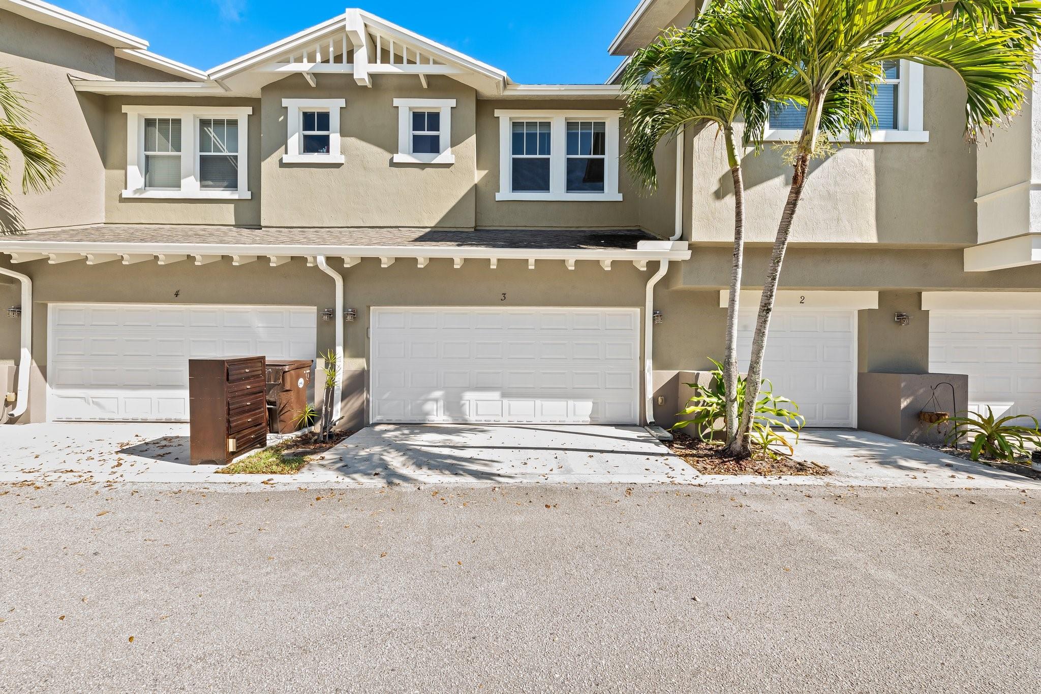 Homes for sale in West Palm Beach, FL | 580 Pacific Grove Dr #3, West Palm Beach, FL 33401 | MLS# F10487514