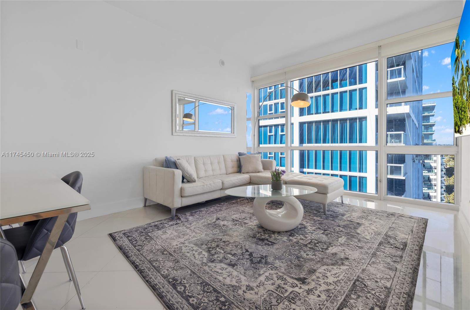 6801 Collins Ave #PH11 / Deed PH02, Miami Beach FL 33141