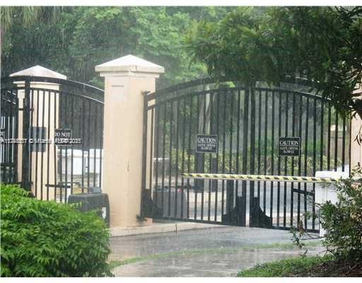 Palm Aire Gardens Condo