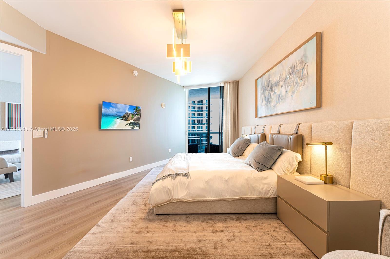 15901 Collins Ave #903, Sunny Isles Beach FL 33160