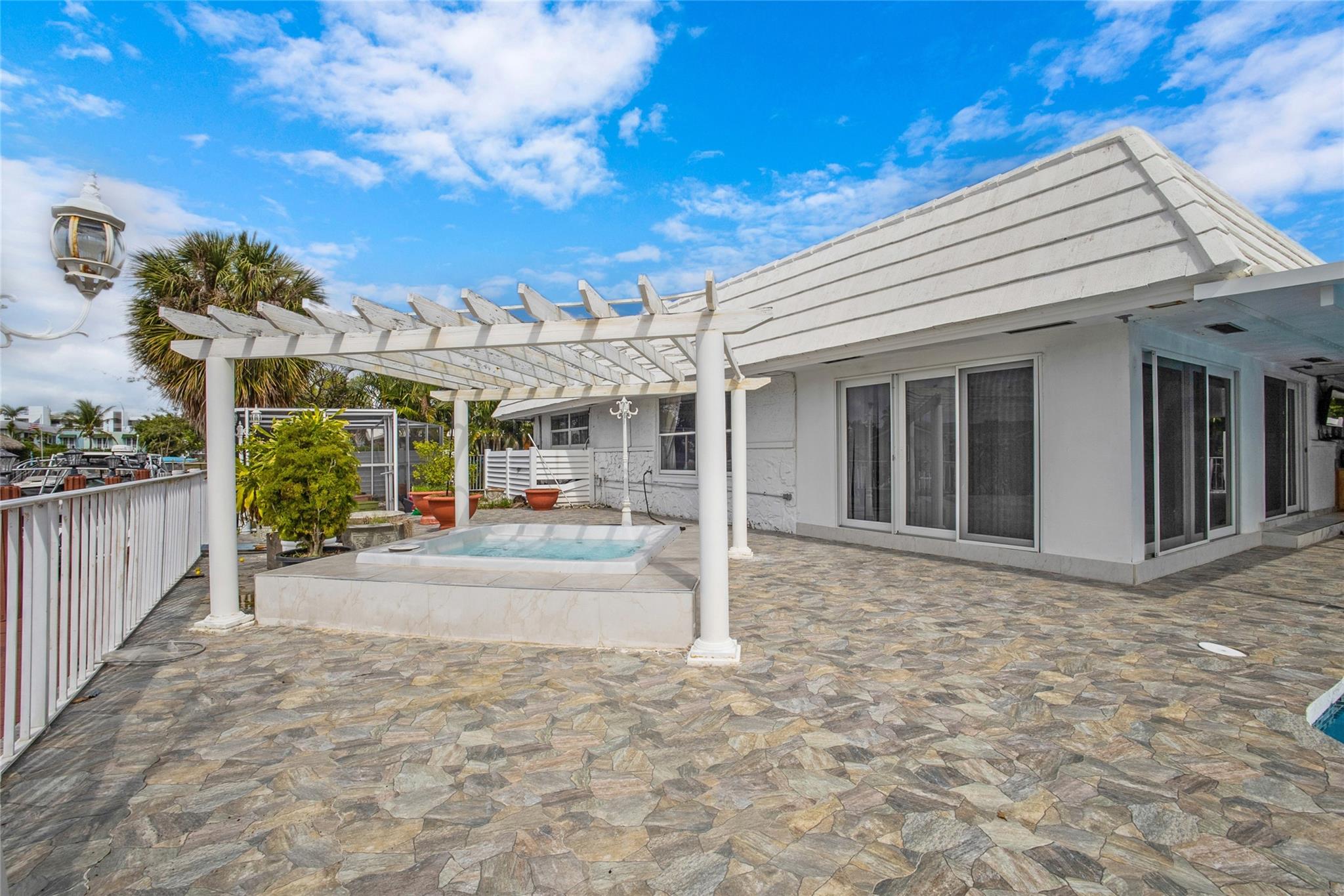 Homes for sale in Pompano Beach, FL | 1311 Ne 27Th Way, Pompano Beach, FL 33062 | MLS# F10487233