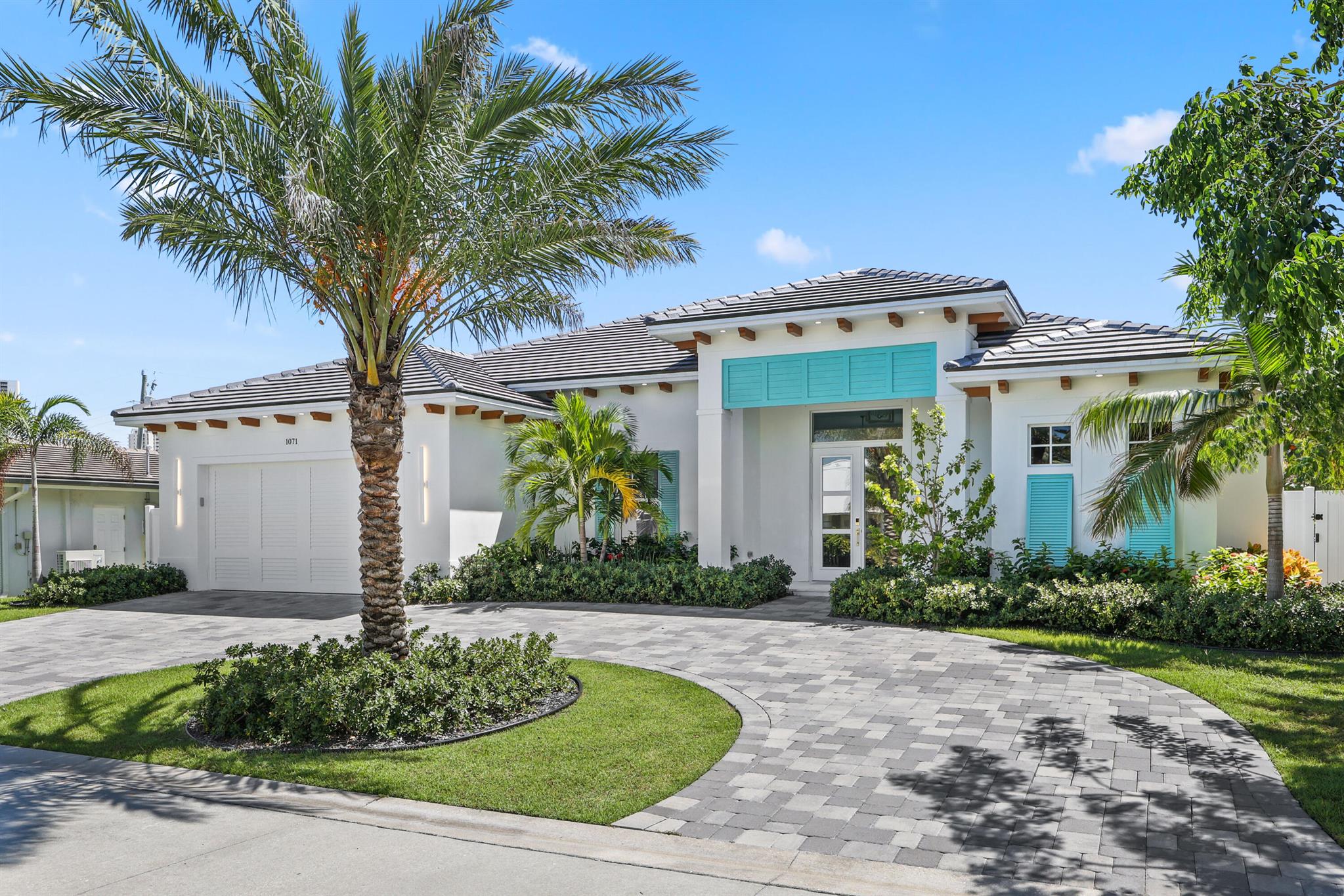 Homes for sale in Singer Island, FL | 1071 Powell Dr, Singer Island, FL 33404 | MLS# R11063680