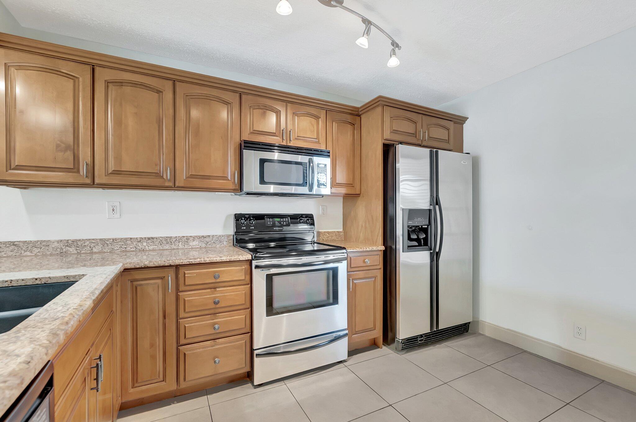 Homes for sale in Boca Raton, FL | 6 Royal Palm Way #204, Boca Raton, FL 33432 | MLS# R11063690