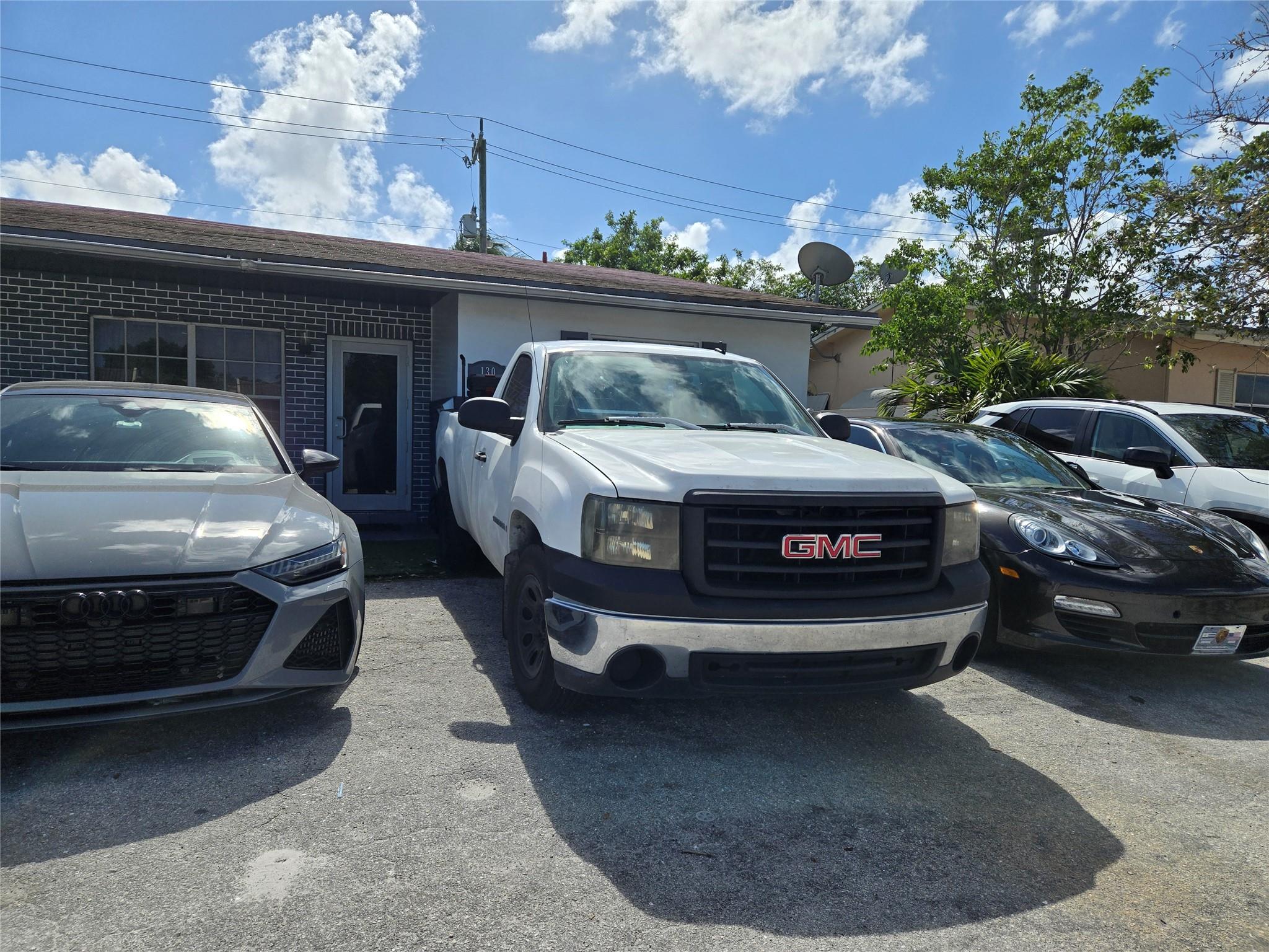 Homes for sale in Deerfield Beach, FL | 130 Se 10th St, Deerfield Beach, FL 33441 | MLS# F10487607