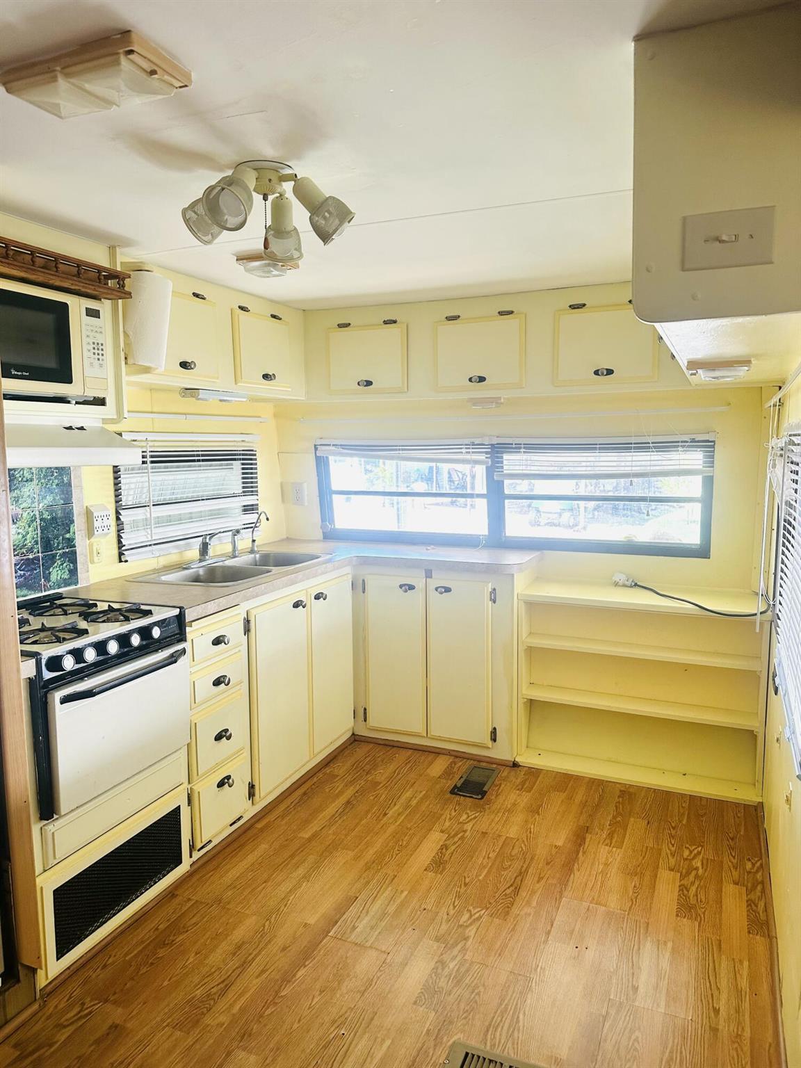 Homes for sale in Okeechobee, FL | 5444 Se 67th Avenue, Okeechobee, FL 34974 | MLS# R11063764