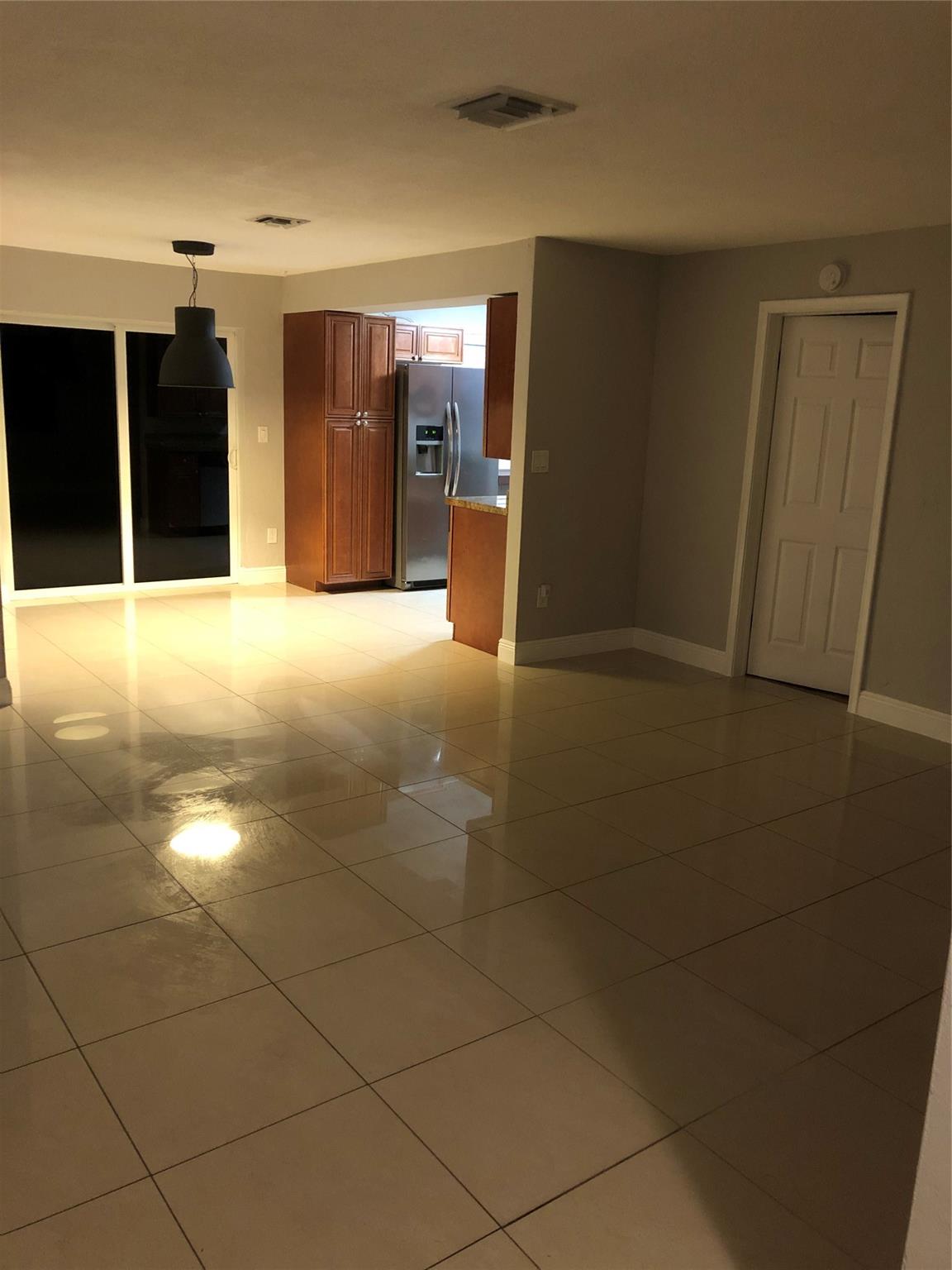 Past photo to showcase potential with no furniture