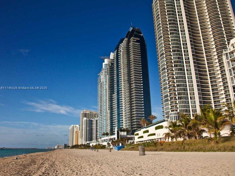 Condo for Sale in Sunny Isles Beach, FL