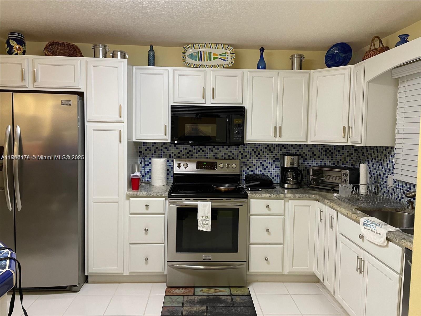Homes for sale in South Palm Beach, FL | 3525 S Ocean Blvd #203, South Palm Beach, FL 33480 | MLS# A11747174