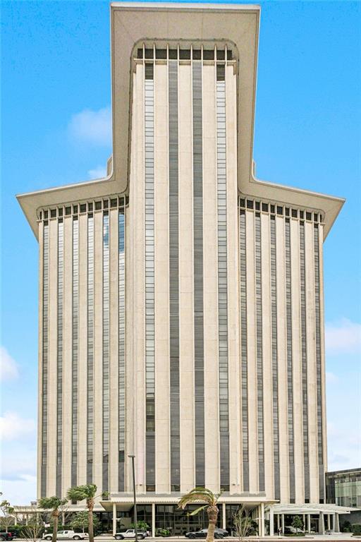 listing main picture