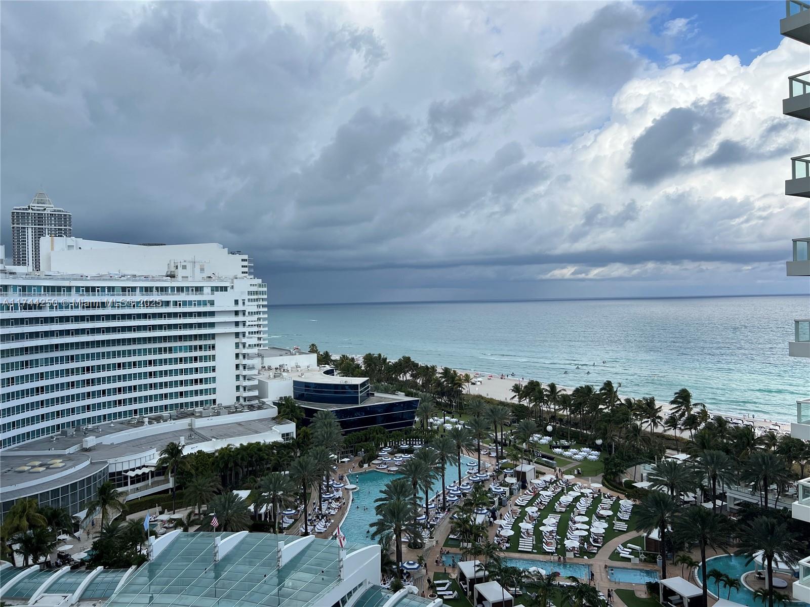 Fontainebleau II Condo