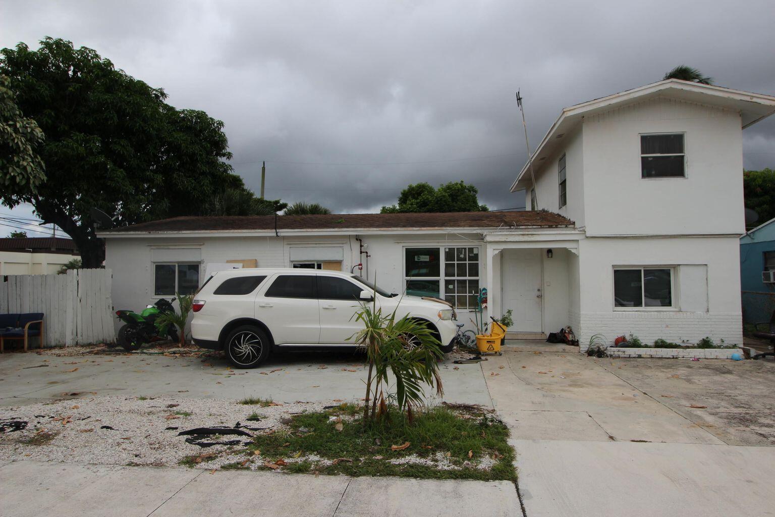 2000 Longwood Road West Palm Beach FL 33409 | R11064346