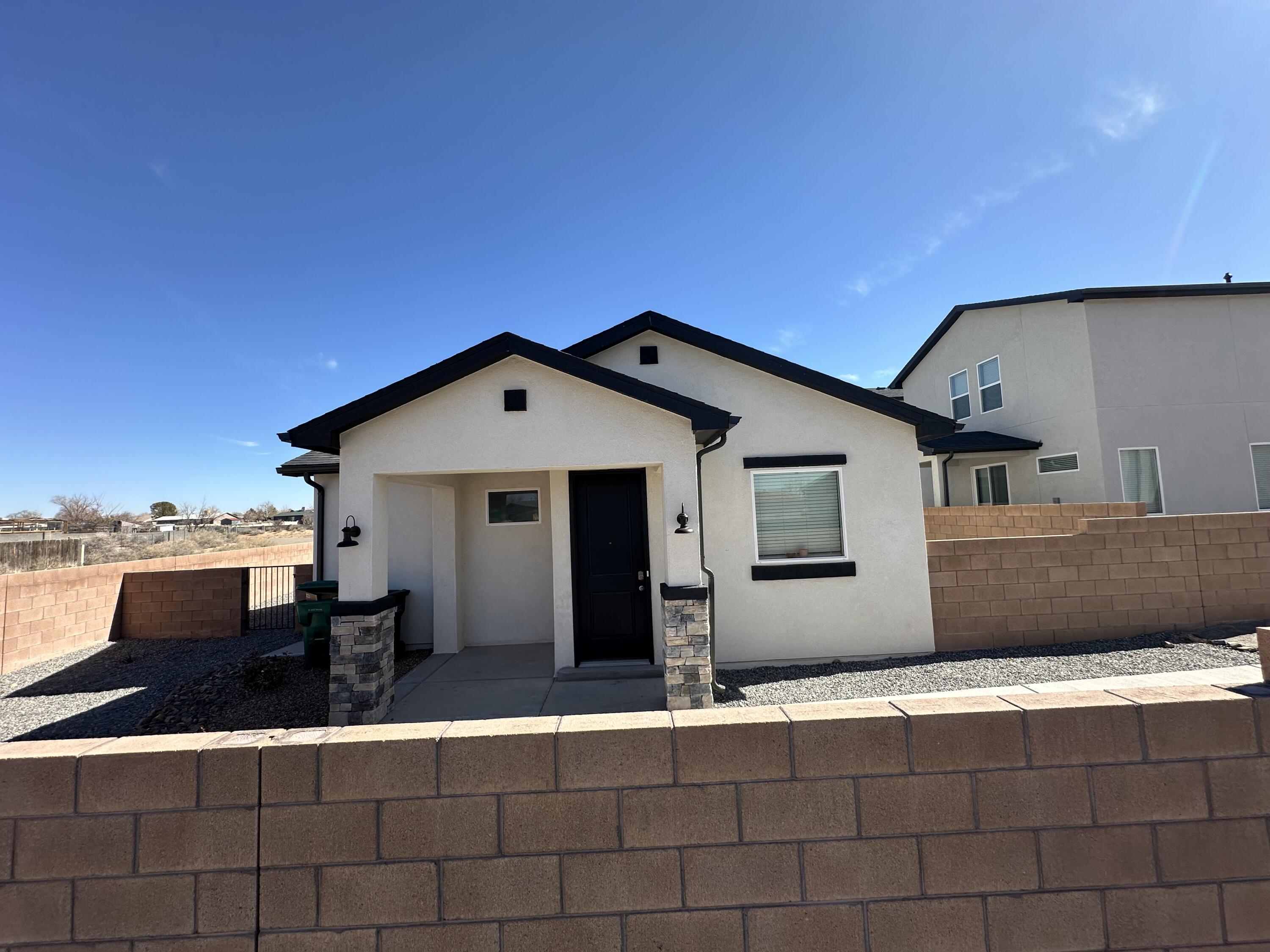 Homes for sale in Rio Rancho, NM | 392 Pecos Loop Se, Rio Rancho, NM 87124 | MLS# 1078639