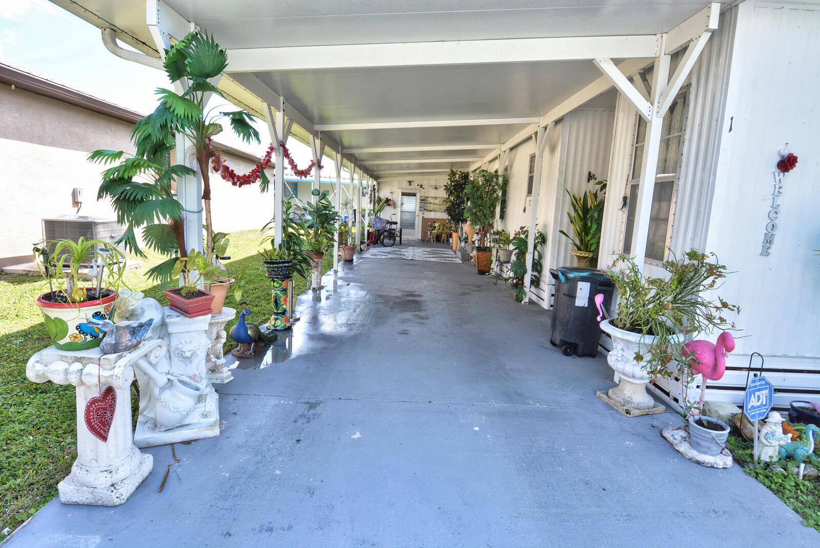 Homes for sale in Port St Lucie, FL | 1 Juan Carlos Lane, Port St Lucie, FL 34952 | MLS# R11064663